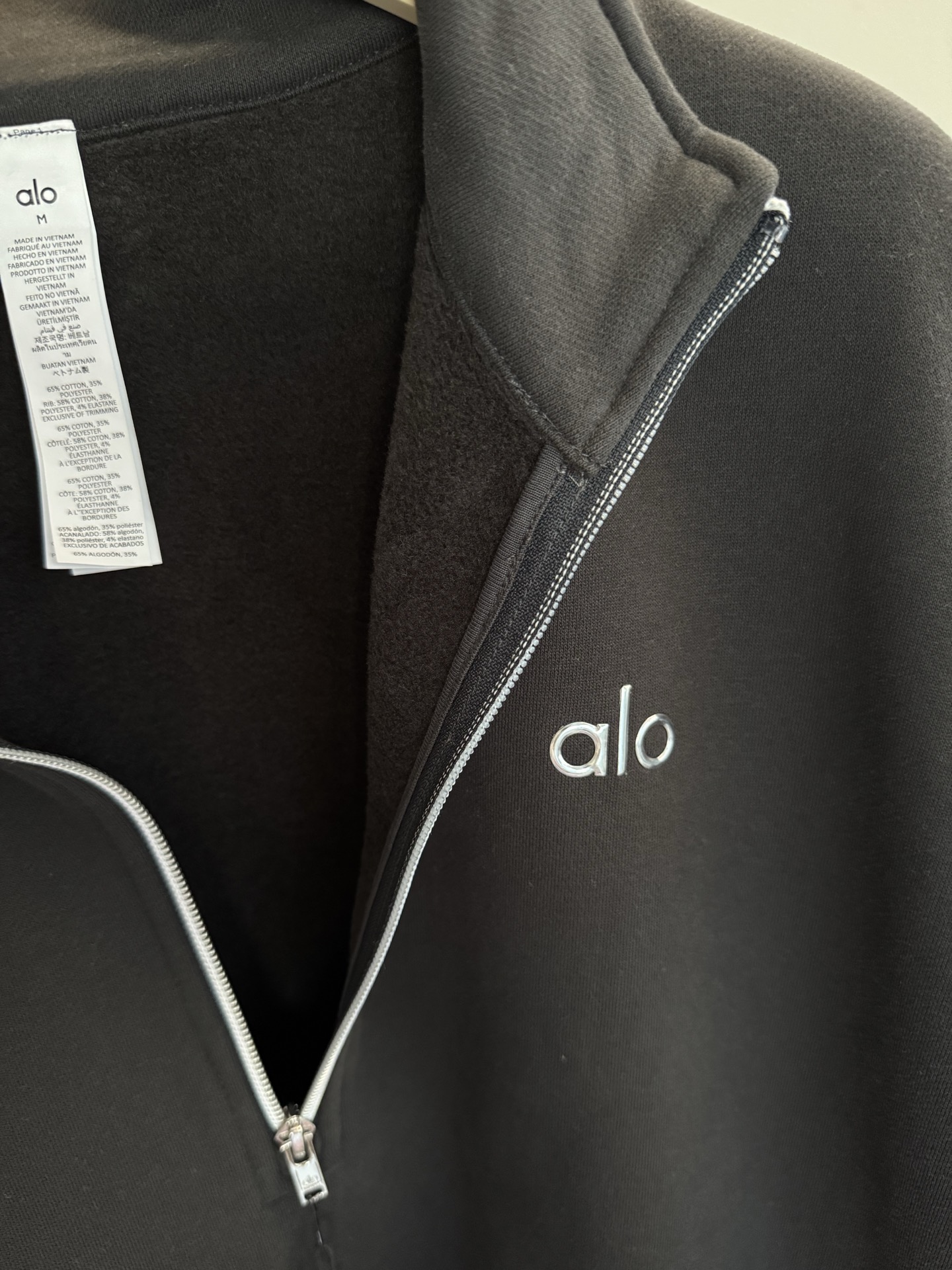 Alo Long sleeve All from the same tank and customized yoga