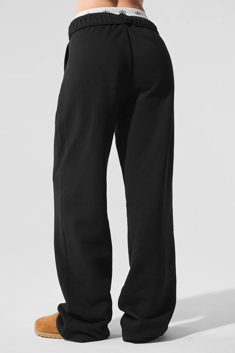 Alo Leggings Accolade Straight Leg Sweatpant yoga