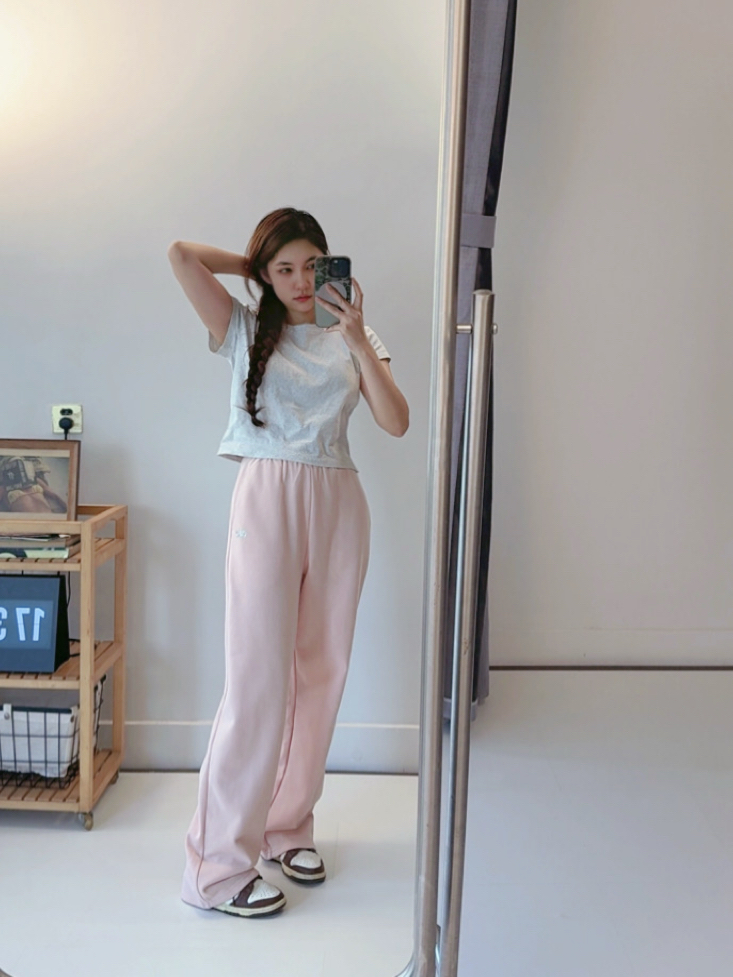 Alo men s bottoms lounge pink yoga