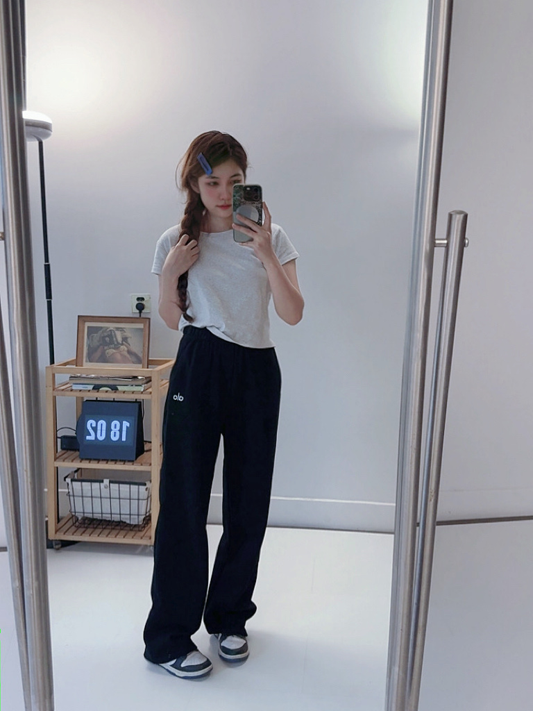 Alo Leggings Alo Accolade Straight Leg Sweatpant yoga