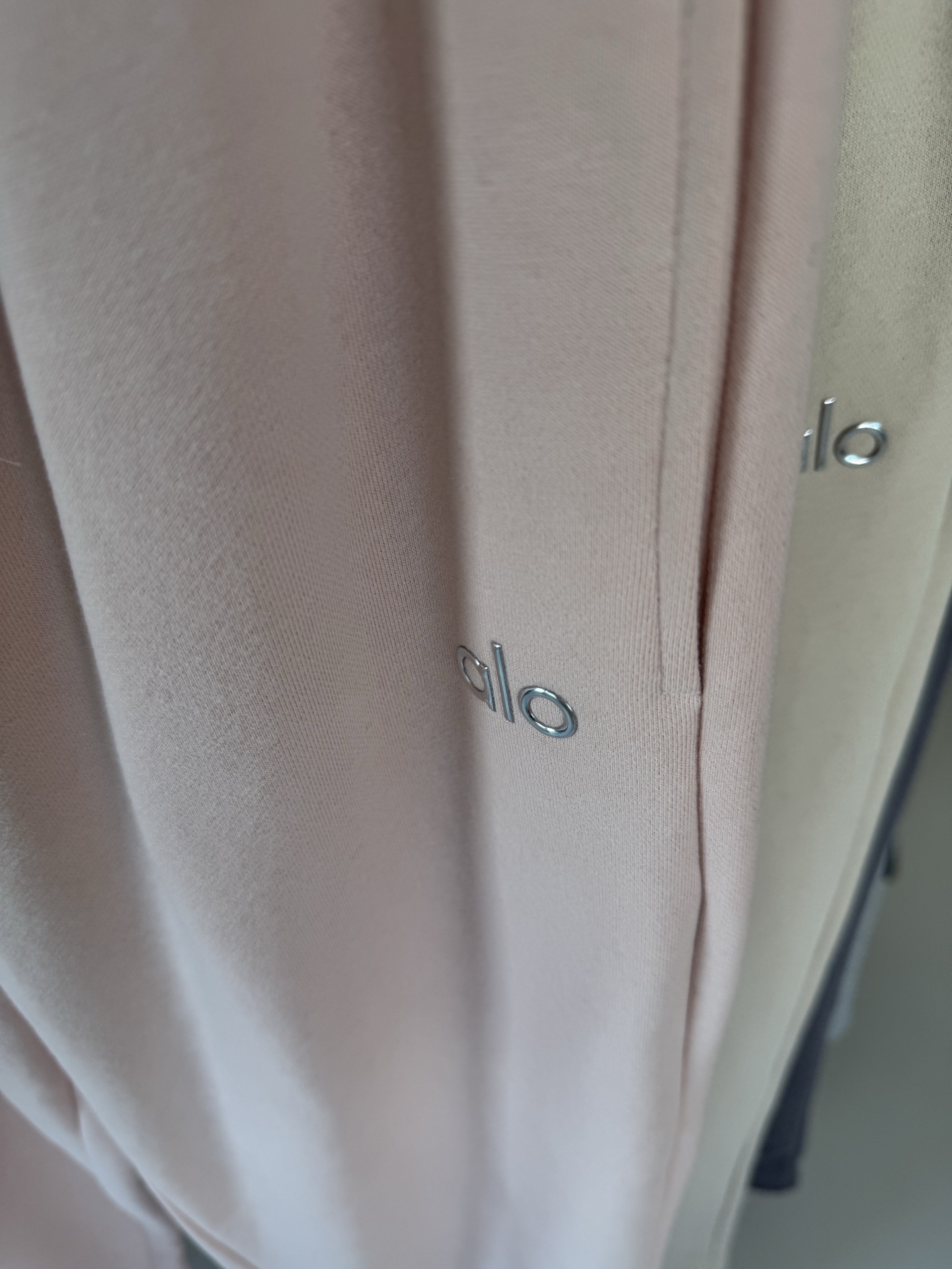 Alo leggings lounge pink yoga