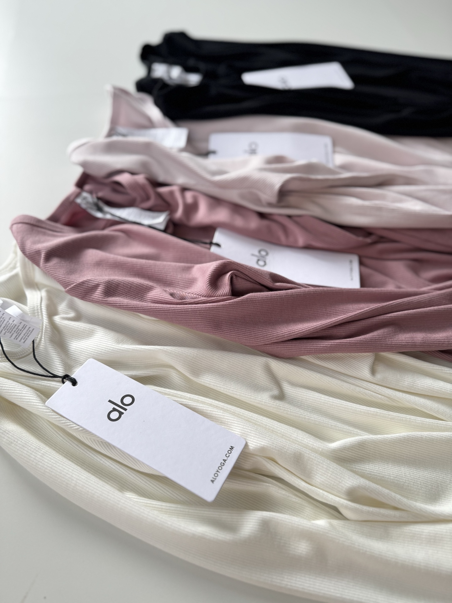 Alo Ribbed Modal Long Sleeve long sleeve everyday multicolor yoga