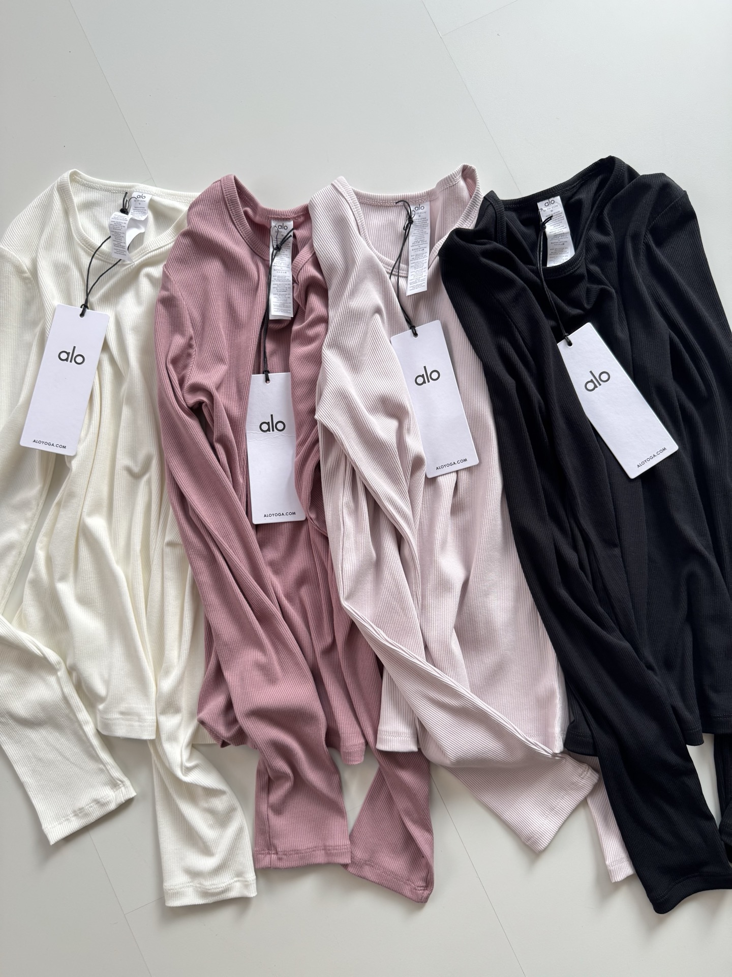 Alo Ribbed Modal Long Sleeve long sleeve everyday multicolor yoga