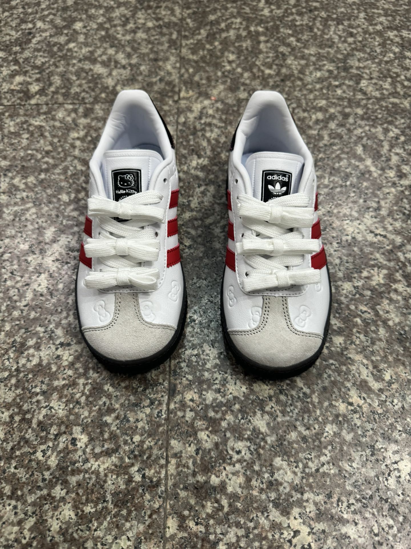 图片[3]-补齐 德训2代 Hello Kitty/凯蒂猫 x adidas originals GAZELLE 时尚百搭 防滑减震 低帮 儿童板鞋 尺码24-37 .-选品中心