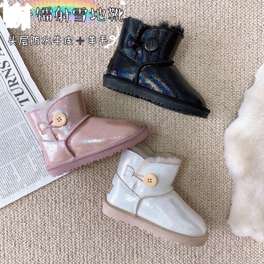 图片[9]-UGG镭射羊毛一体防水雪地靴 镭射系列三色～ 材质：头层牛皮压花➕羊毛，防滑牛筋底 ✦既可以时尚好看，也可以防水防污☝🏻 尺码：童25-35-选品中心