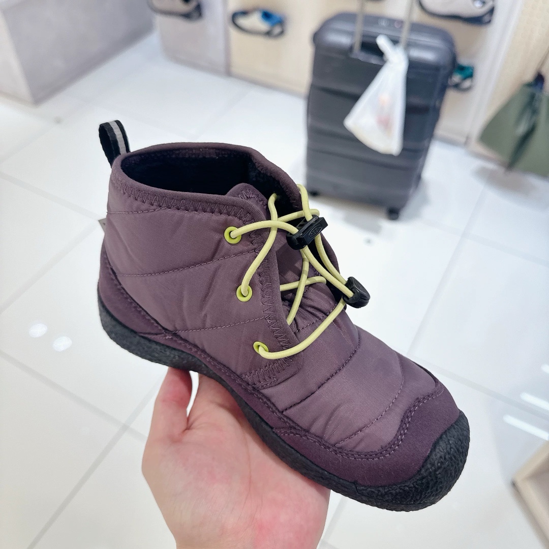 图片[6]-新色 Keen 马球加绒靴 这双加绒马球靴更不会让你失望 上jio很露营风 撞色的配色绝绝子又好看 鞋口鞋舌鞋垫加绒设计保暖效果刚刚好！ 松紧鞋带方便小朋友自己穿脱真的很值得入手一双试试！尺码26-37-选品中心