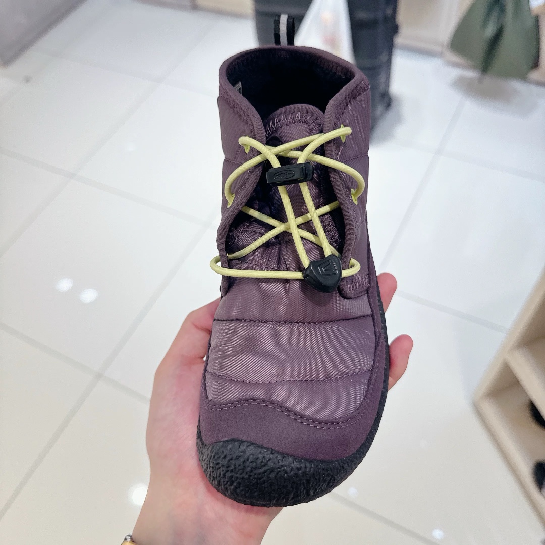 图片[7]-新色 Keen 马球加绒靴 这双加绒马球靴更不会让你失望 上jio很露营风 撞色的配色绝绝子又好看 鞋口鞋舌鞋垫加绒设计保暖效果刚刚好！ 松紧鞋带方便小朋友自己穿脱真的很值得入手一双试试！尺码26-37-选品中心