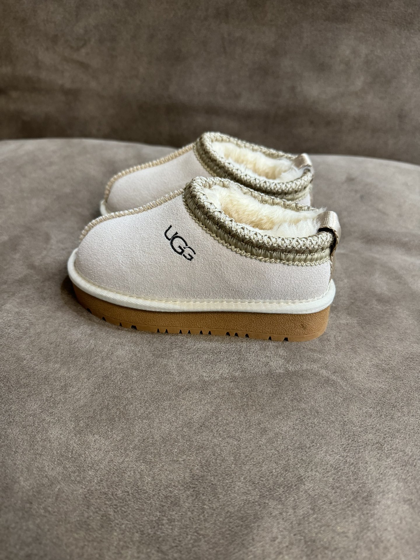 图片[9]-UGG民族风毛毛拖短筒雪地靴童鞋保暖棉鞋童鞋 尺码25-37-选品中心