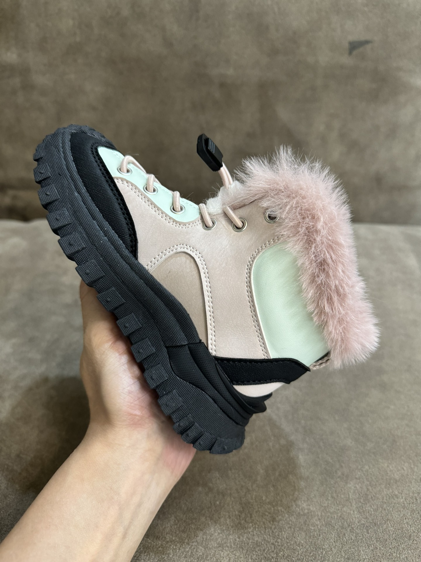 “Velvet Warm Boots: Stylish, Durable, and Perfect for Kids’ Outdoor Adventures!” - 图片 2