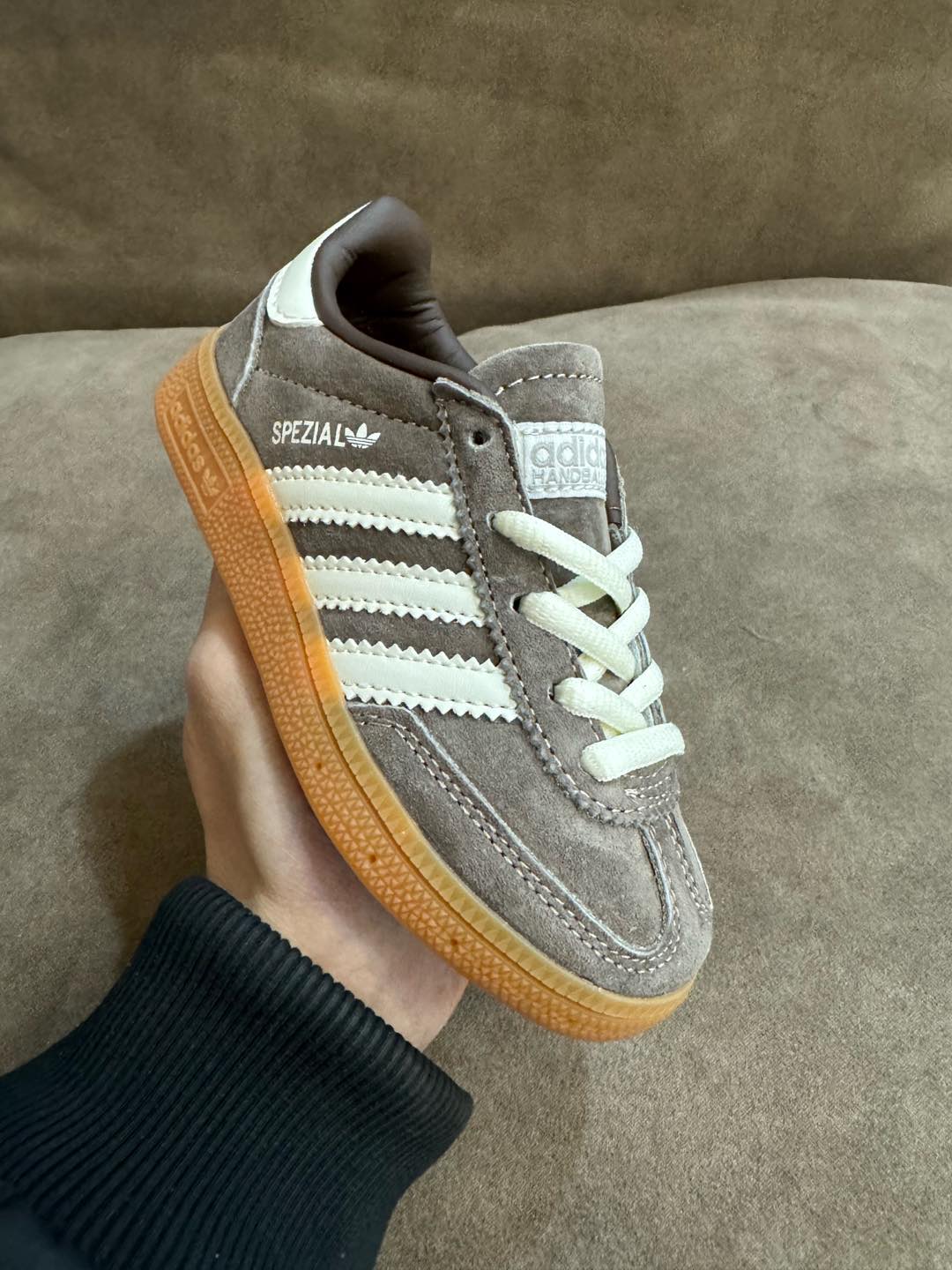 新款德训3代 adidas SPEZIAL 儿童鞋猪八皮德训鞋运动鞋 时尚百搭 防滑减震 低帮 儿童板鞋 尺码24-37 .-选品中心