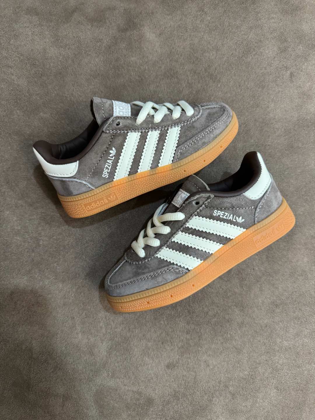 图片[6]-新款德训3代 adidas SPEZIAL 儿童鞋猪八皮德训鞋运动鞋 时尚百搭 防滑减震 低帮 儿童板鞋 尺码24-37 .-选品中心