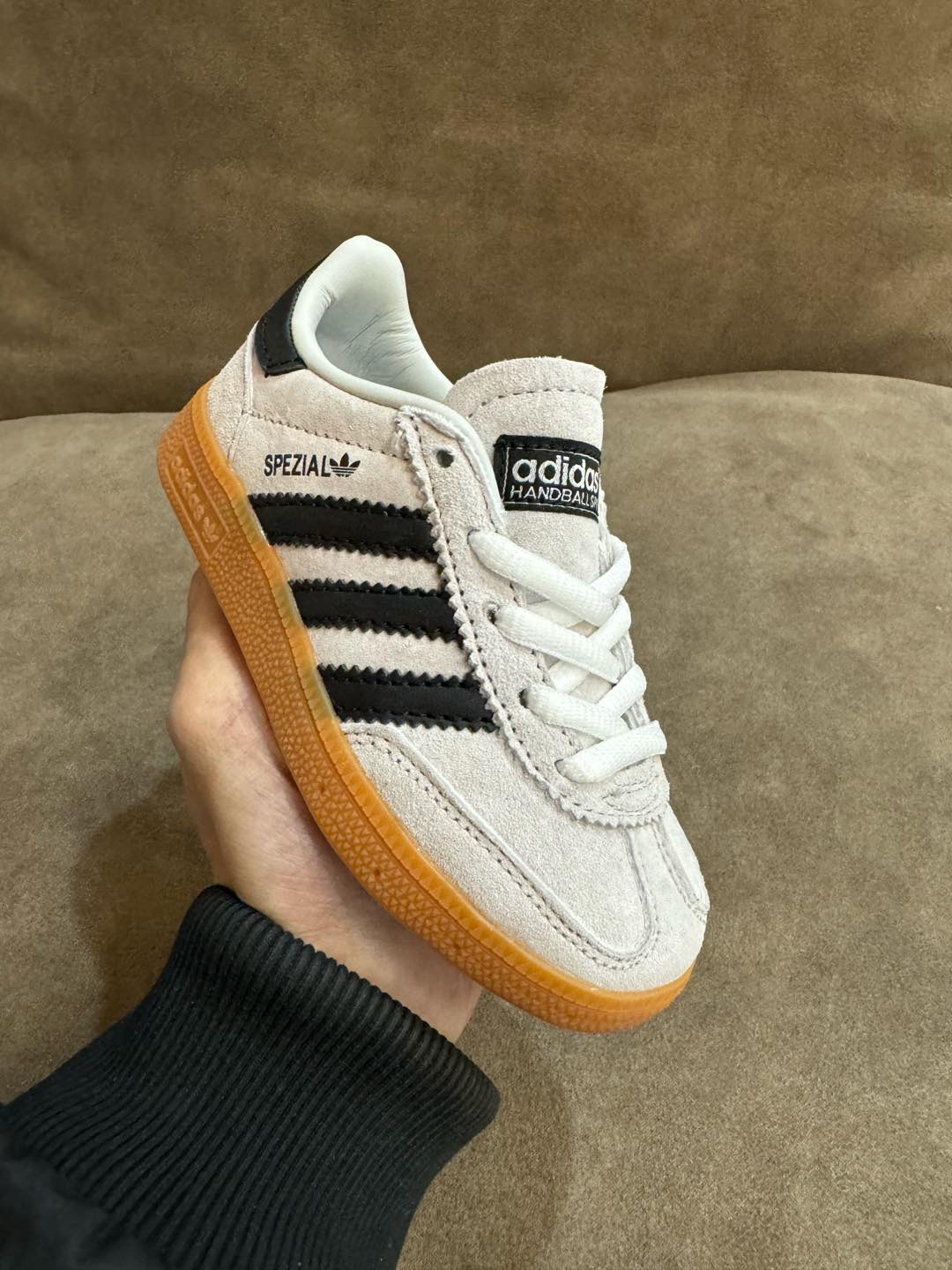 AD德训3代 儿童鞋猪八皮德训鞋运动鞋 时尚百搭 防滑减震 低帮 儿童板鞋 尺码24-37 .-选品中心