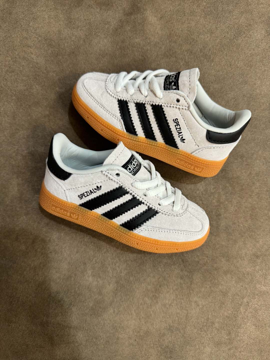 图片[7]-AD德训3代 儿童鞋猪八皮德训鞋运动鞋 时尚百搭 防滑减震 低帮 儿童板鞋 尺码24-37 .-选品中心