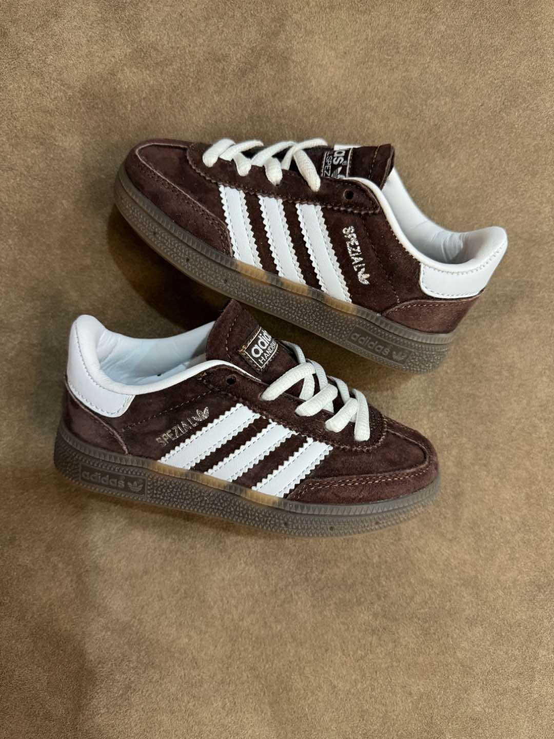 图片[6]-新款德训3代 adidas SPEZIAL 儿童鞋猪八皮德训鞋运动鞋 时尚百搭 防滑减震 低帮 儿童板鞋 尺码24-37 .-选品中心