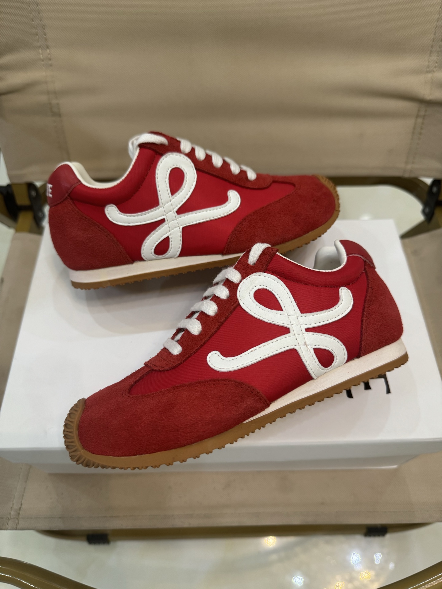 图片[5]-LOEWE罗意威阿甘德训鞋网红款真皮芭蕾拼色儿童运动鞋童鞋 王一博杨幂明星款欧洲站系男女童百搭跑步鞋户外炸街童鞋 尺码：26-37码-选品中心