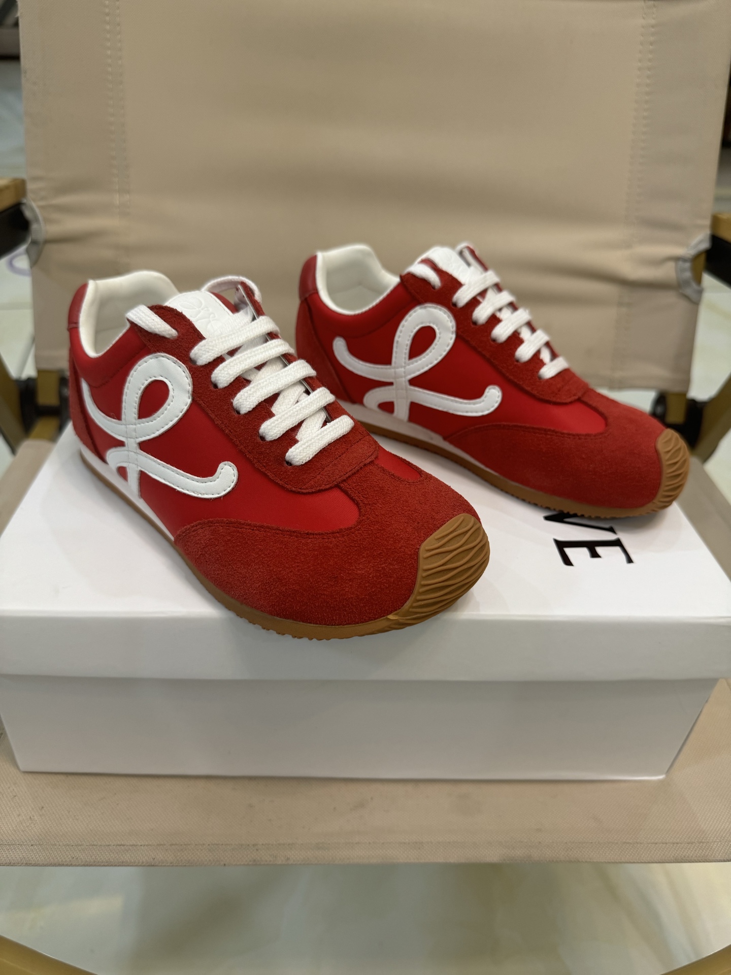 图片[8]-LOEWE罗意威阿甘德训鞋网红款真皮芭蕾拼色儿童运动鞋童鞋 王一博杨幂明星款欧洲站系男女童百搭跑步鞋户外炸街童鞋 尺码：26-37码-选品中心