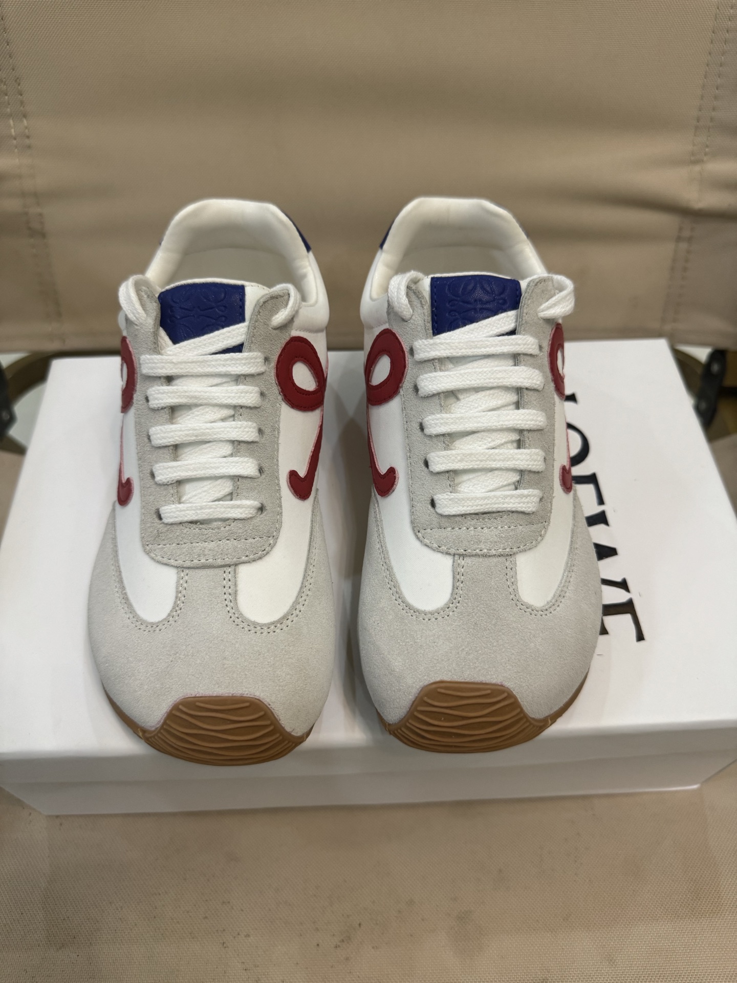 图片[3]-LOEWE罗意威阿甘德训鞋网红款真皮芭蕾拼色儿童运动鞋童鞋 王一博杨幂明星款欧洲站系男女童百搭跑步鞋户外炸街童鞋 尺码：26-37码-选品中心