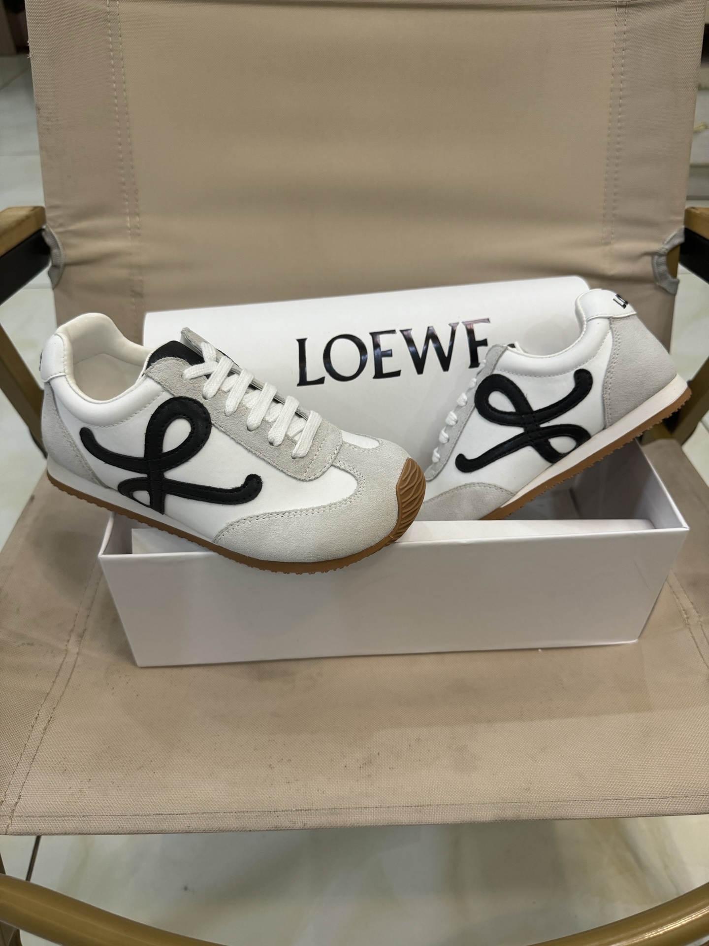 图片[9]-LOEWE罗意威阿甘德训鞋网红款真皮芭蕾拼色儿童运动鞋童鞋 王一博杨幂明星款欧洲站系男女童百搭跑步鞋户外炸街童鞋 尺码：26-37码-选品中心