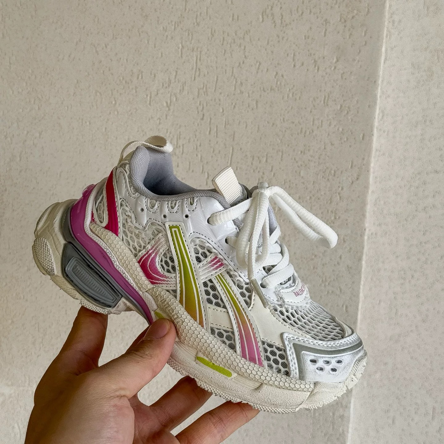 图片[2]-尺码表 现货出 巴黎7.5代单网透气系列儿童魔术贴老爹鞋 尺码：26-37码 经典巴黎世家老爹款🆒 魔术贴设计，穿脱方便✌🏻 闪钻系列✨时髦又洋气✨-选品中心