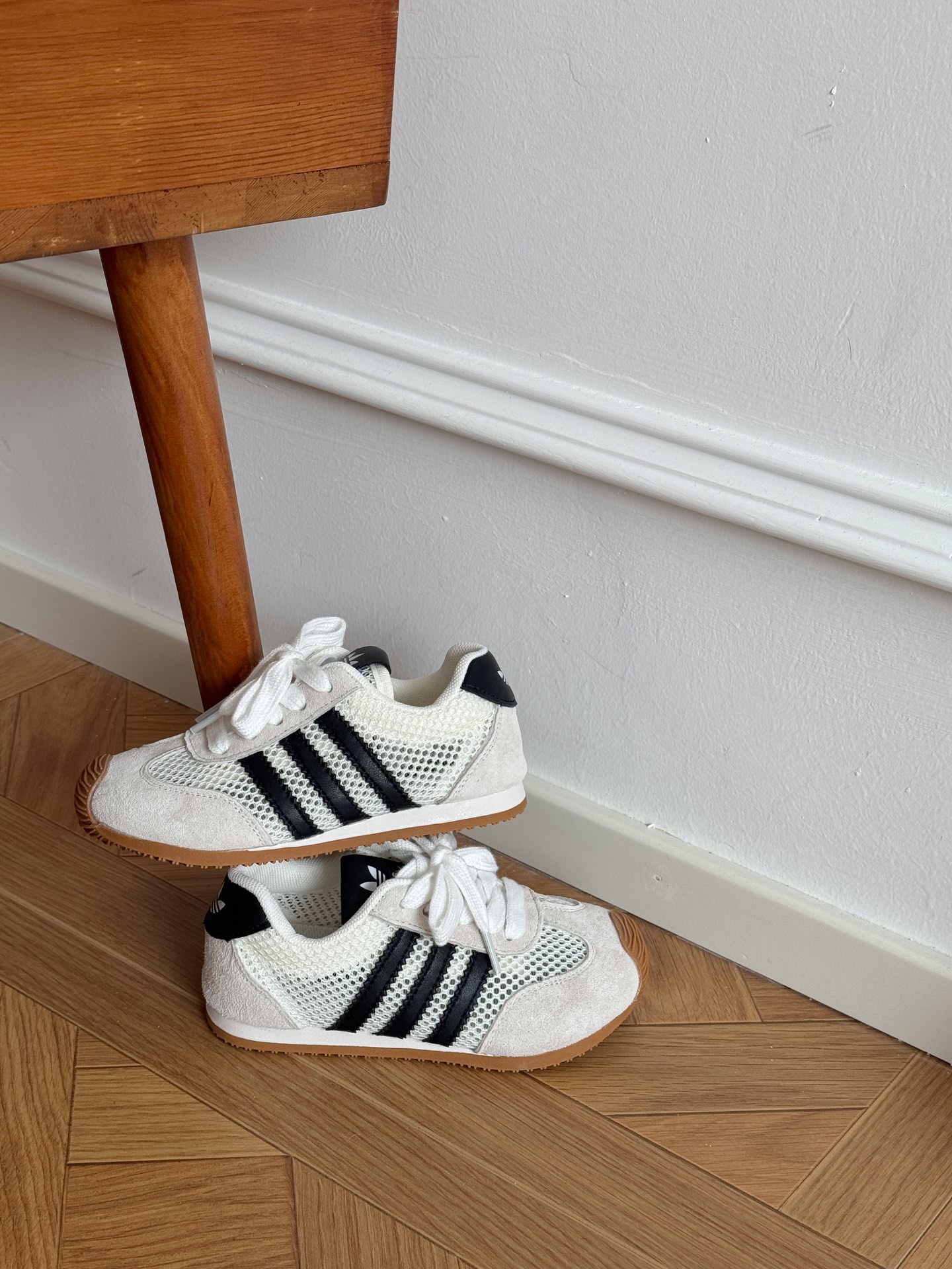 图片[4]-阿迪三叶草猪八皮镂空大网春夏新款女童透气网面休闲鞋软底轻便阿甘鞋 尺码 26-37-选品中心