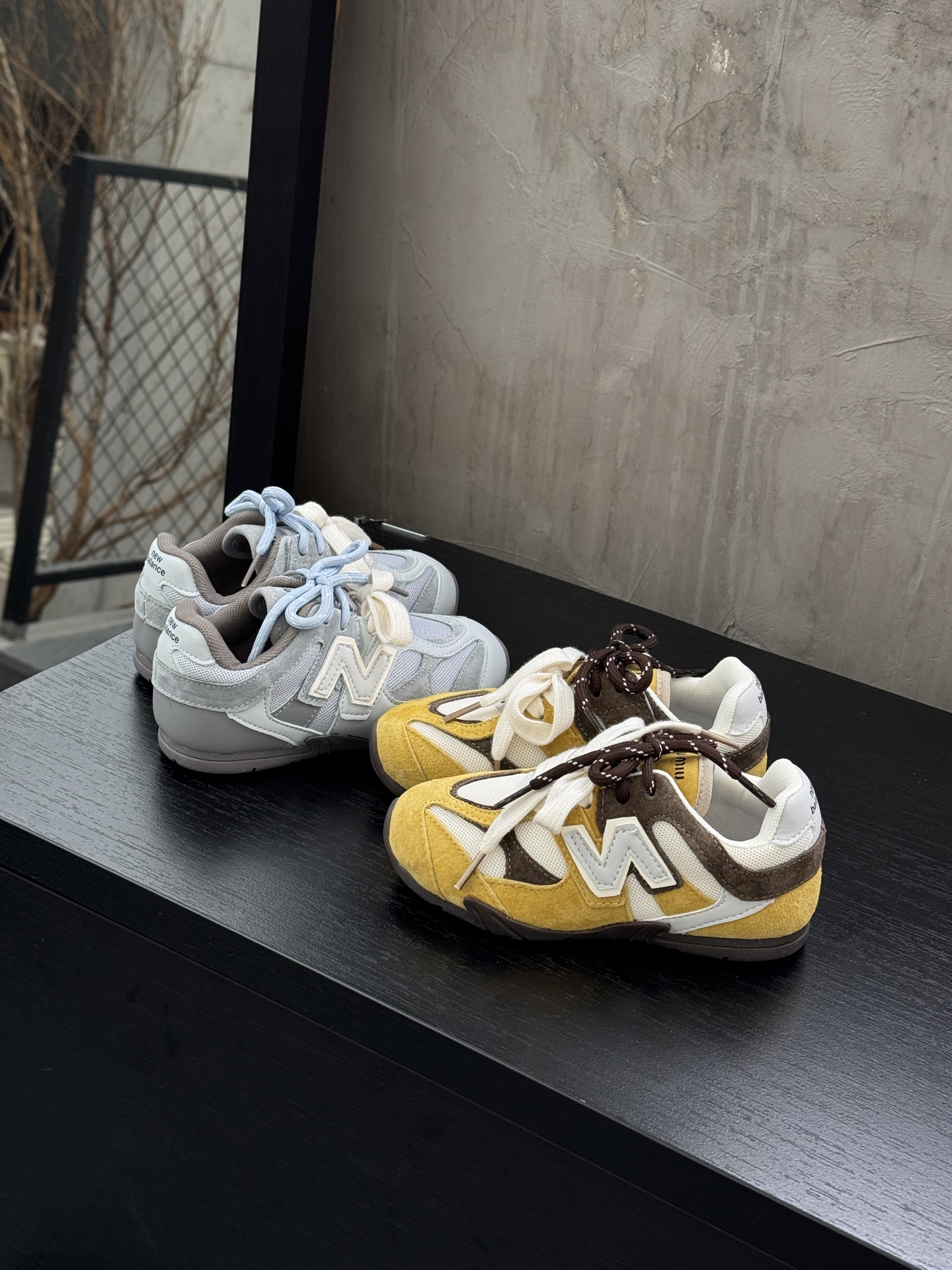 图片[3]-NB miumiu 联名款猪八皮网面魔术贴童鞋 尺码24–37 采用鞋带设计、独特的风格非常有质感！版型超级好看不肥不胖爱了爱了上脚非常轻便百搭～-选品中心