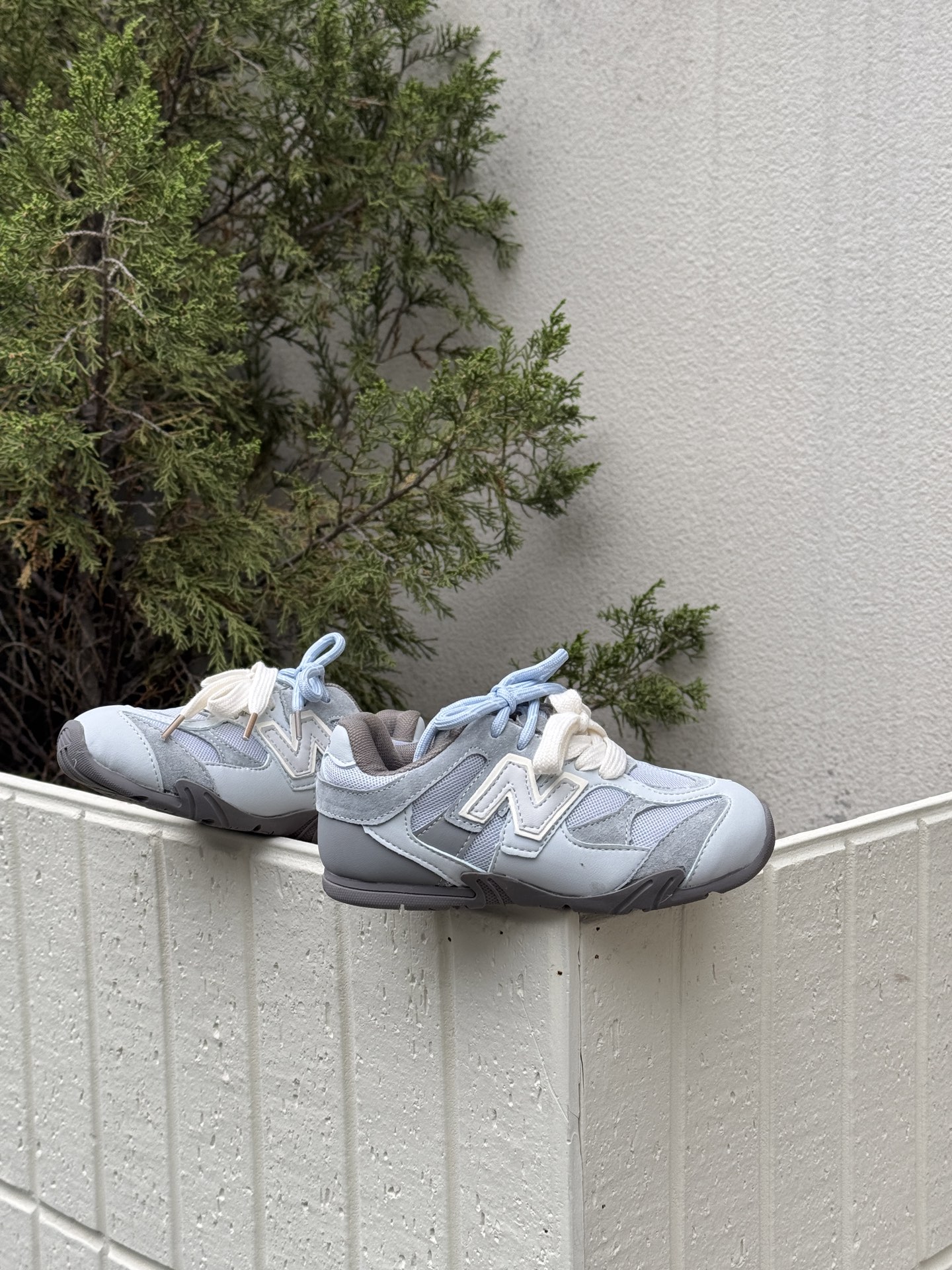 图片[9]-NB miumiu 联名款猪八皮网面魔术贴童鞋 尺码24–37 采用鞋带设计、独特的风格非常有质感！版型超级好看不肥不胖爱了爱了上脚非常轻便百搭～-选品中心