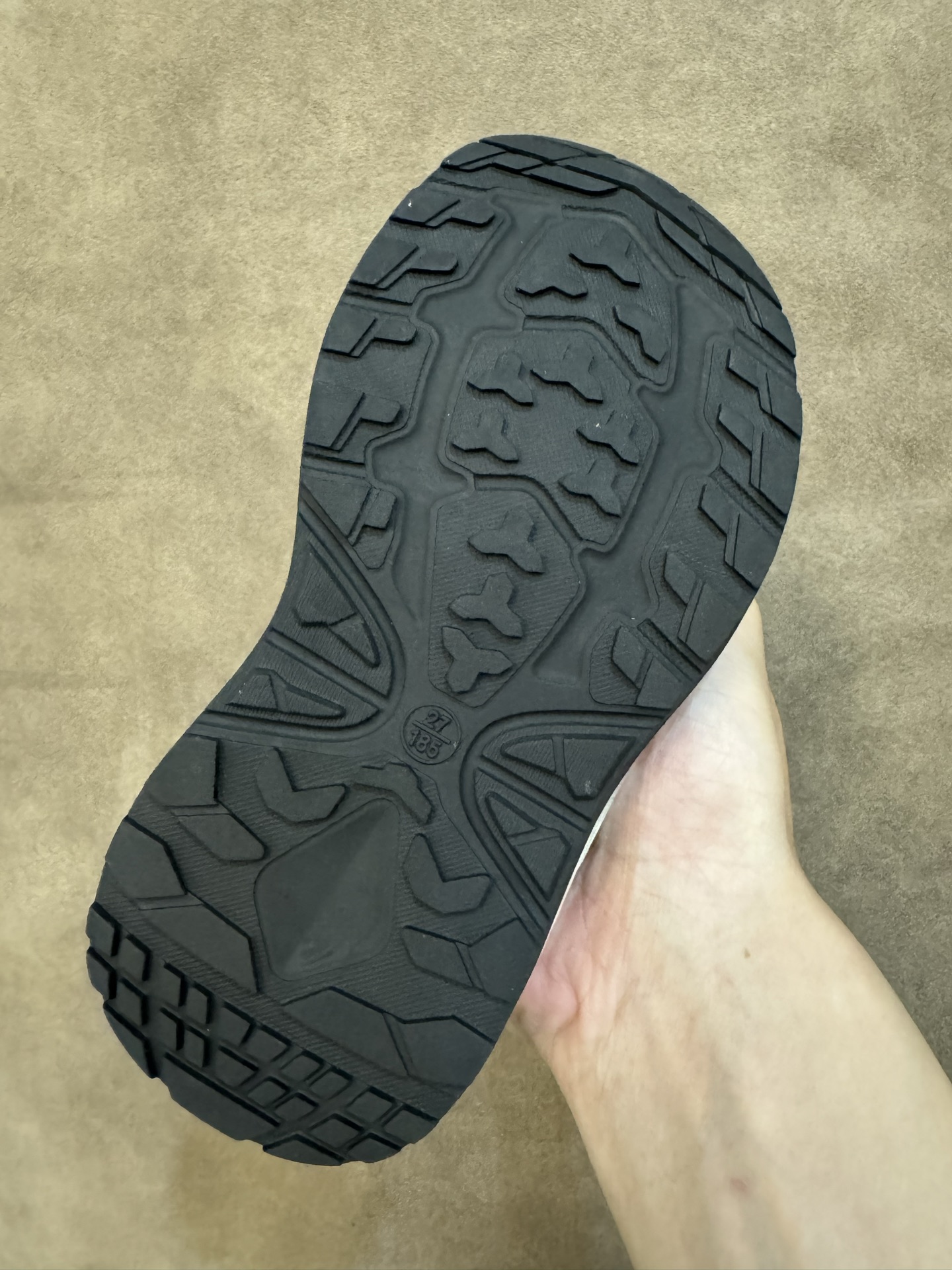 图片[9]-HOKA包头凉鞋徒步机能防滑登山越野户外运动溯溪凉鞋 HOKA霍帕拉系列造型男女夏季沙滩凉鞋 尺码 26-37-选品中心