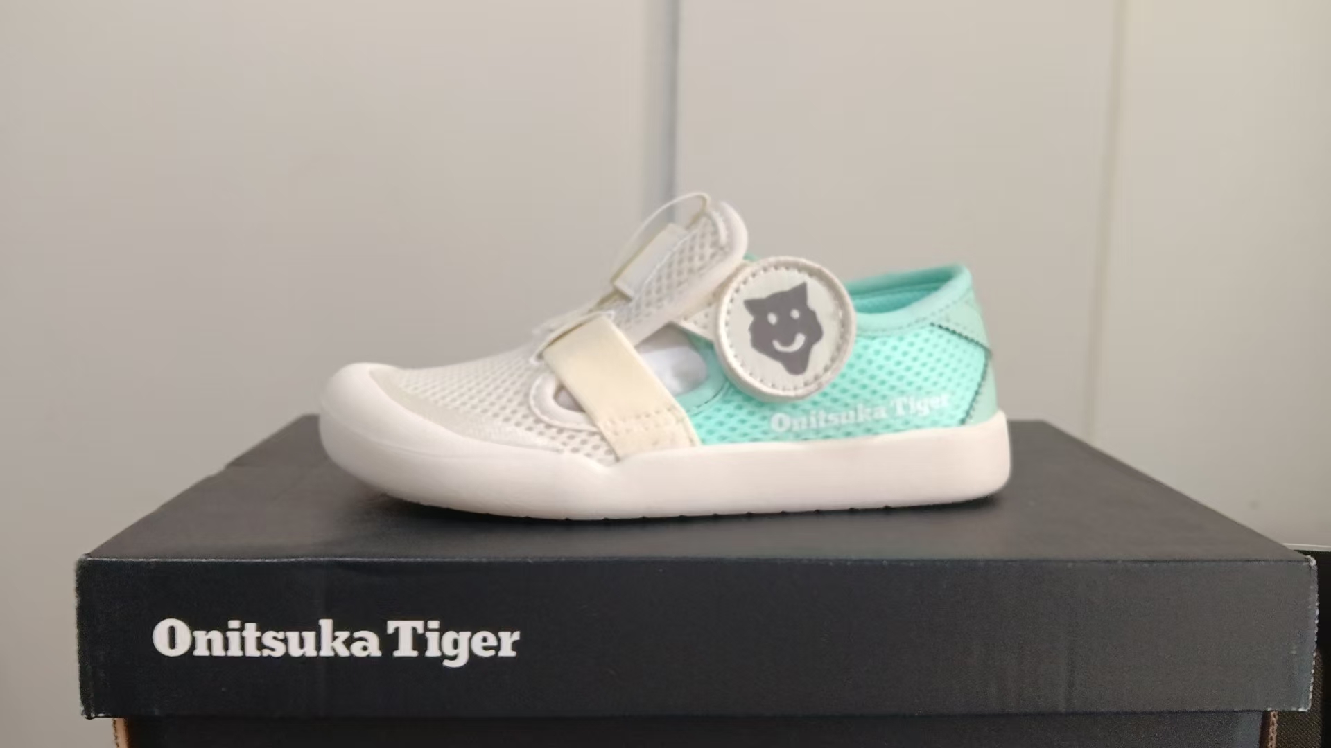 图片[6]-鬼冢虎夏季网面包头凉鞋 沙滩鞋凉鞋22-35 包头镂空户外溯溪凉鞋户外凉鞋💫采用弹力扣设计，方便宝贝穿脱🤩镂空网鞋面，清爽透气💨让双脚👣-选品中心