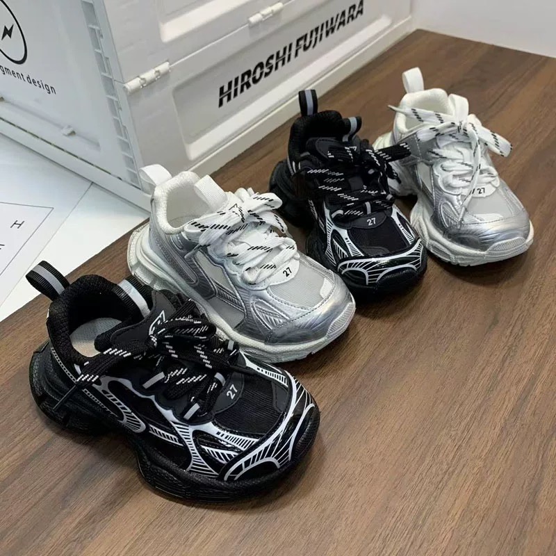 图片[6]-新色 巴黎新款网纱儿童魔术贴老爹鞋 尺码：26-37码 经典巴黎世家老爹鞋🆕 网纱设计，透气又舒适☁️ 魔术贴设计，穿脱方便✌🏻-选品中心