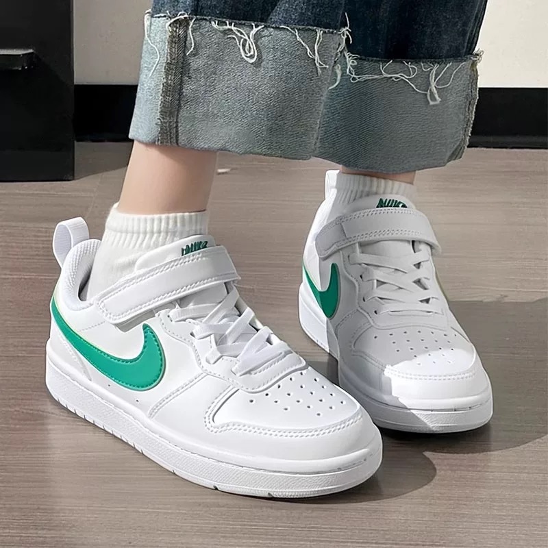 图片[6]-新色出货 NK 空军一号工装低帮魔术贴儿童板鞋小白鞋 尺码：22-37.5码 经典百搭板鞋小白鞋，学生时代必备❤️ 低帮魔术贴设计，穿脱方便✔️ 橡胶大底，耐磨防滑👍🏻 优质皮料拼接，质感满分💯-选品中心