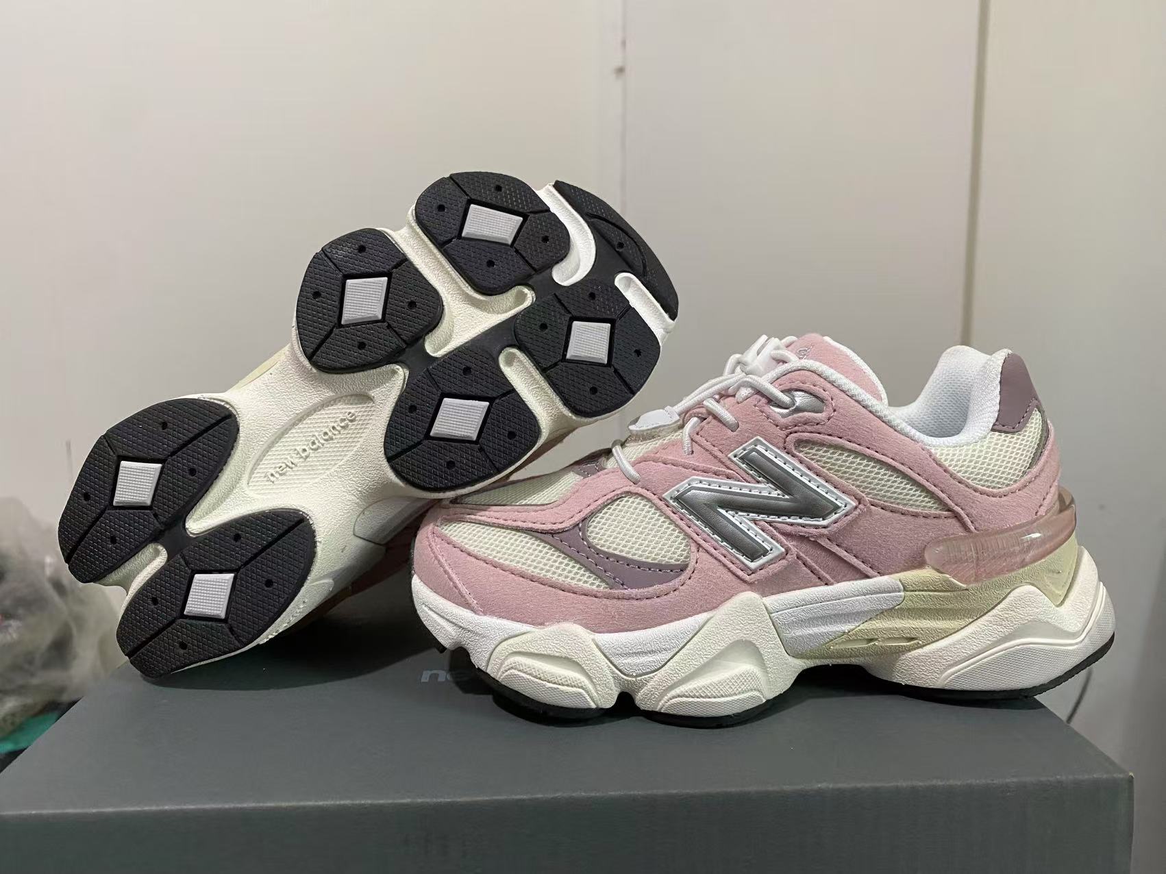 图片[5]-新色出放 NB9060松紧扣儿童老爹运动鞋 尺码：24-37码 经典NB9060老爹款🆕 松紧扣设计，附赠一对鞋带，穿脱方便✌🏻 老爹款式设计，百搭又时髦✨-选品中心