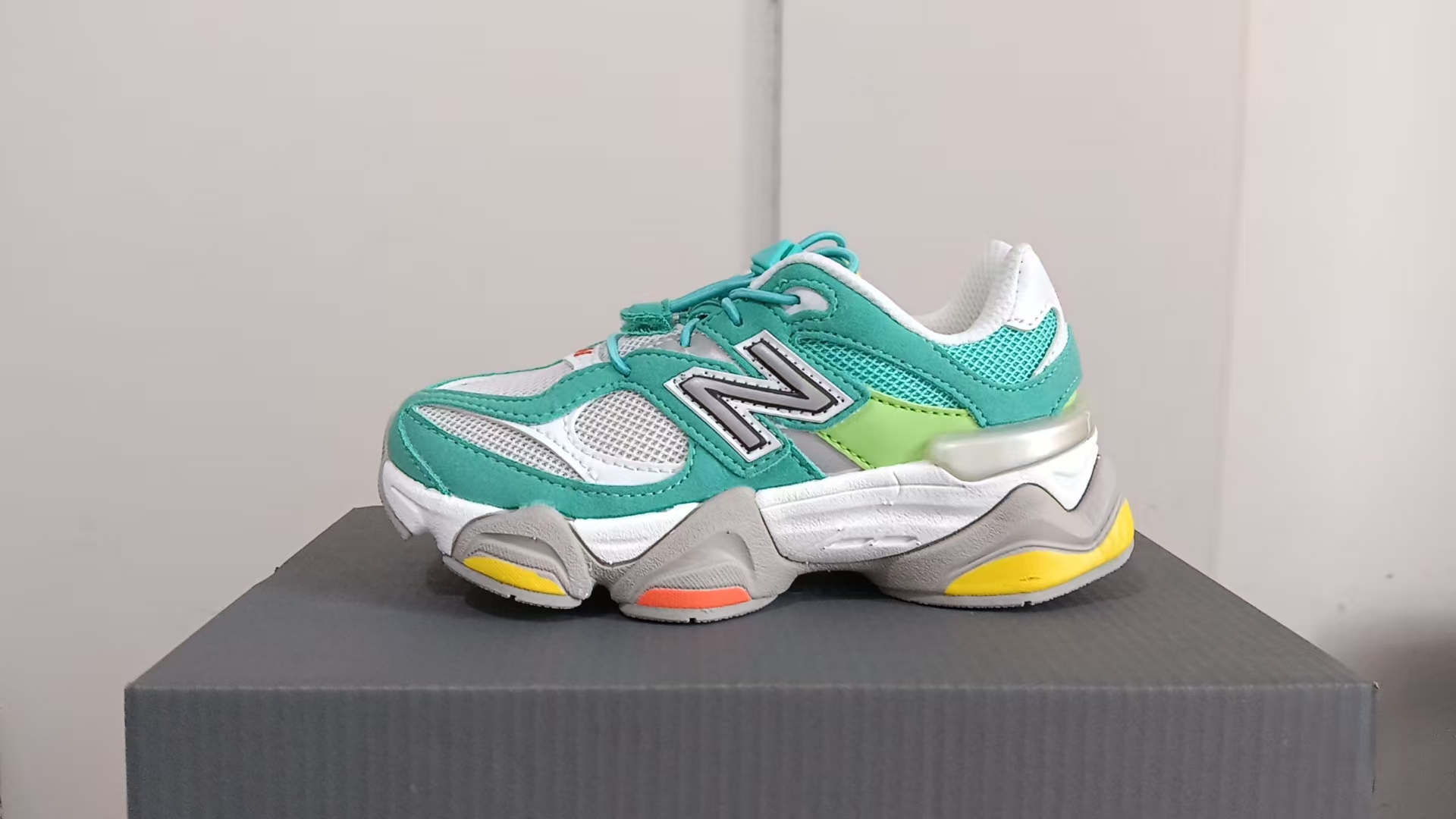 图片[7]-新色出放 NB9060松紧扣儿童老爹运动鞋 尺码：24-37码 经典NB9060老爹款🆕 松紧扣设计，附赠一对鞋带，穿脱方便✌🏻 老爹款式设计，百搭又时髦✨-选品中心