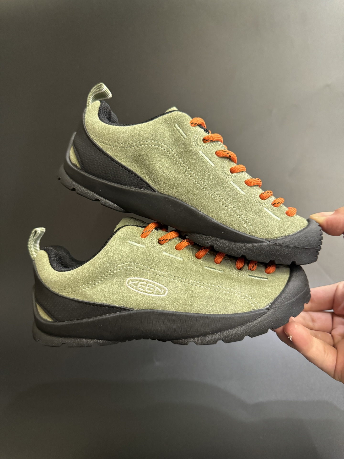 图片[9]-KEEN潮牌一代户外登山童鞋徒步登山运动鞋童鞋 户外登山运动 萌宝必备童鞋🔥 优质麂皮面料，防水材质✌🏻 橡胶耐磨防滑大底，脚感超赞👍🏻 丑萌丑萌的超可爱😍 尺码：26-37-选品中心