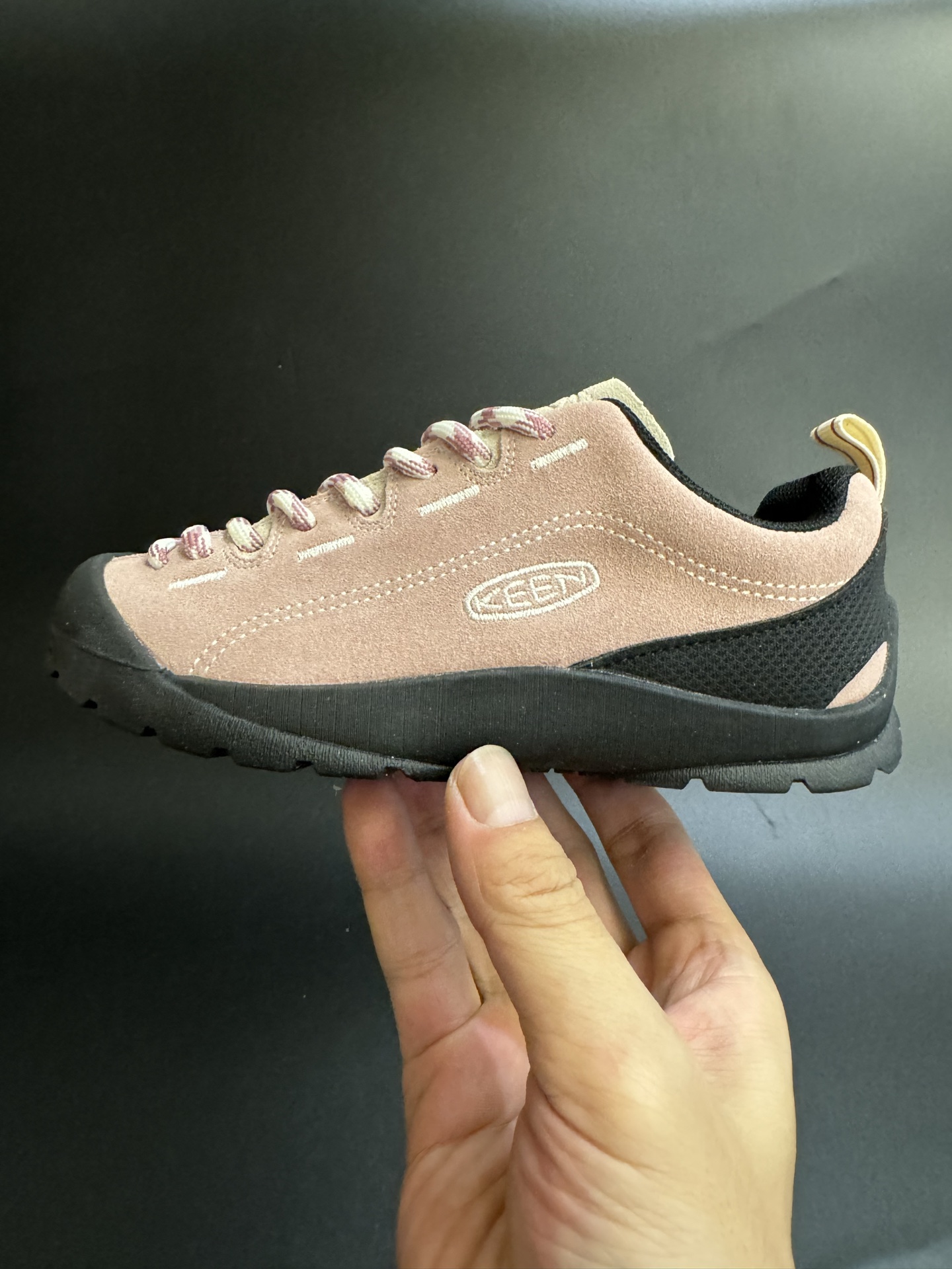 图片[5]-KEEN潮牌一代户外登山童鞋徒步登山运动鞋童鞋 户外登山运动 萌宝必备童鞋🔥 优质麂皮面料，防水材质✌🏻 橡胶耐磨防滑大底，脚感超赞👍🏻 丑萌丑萌的超可爱😍 尺码：26-37-选品中心