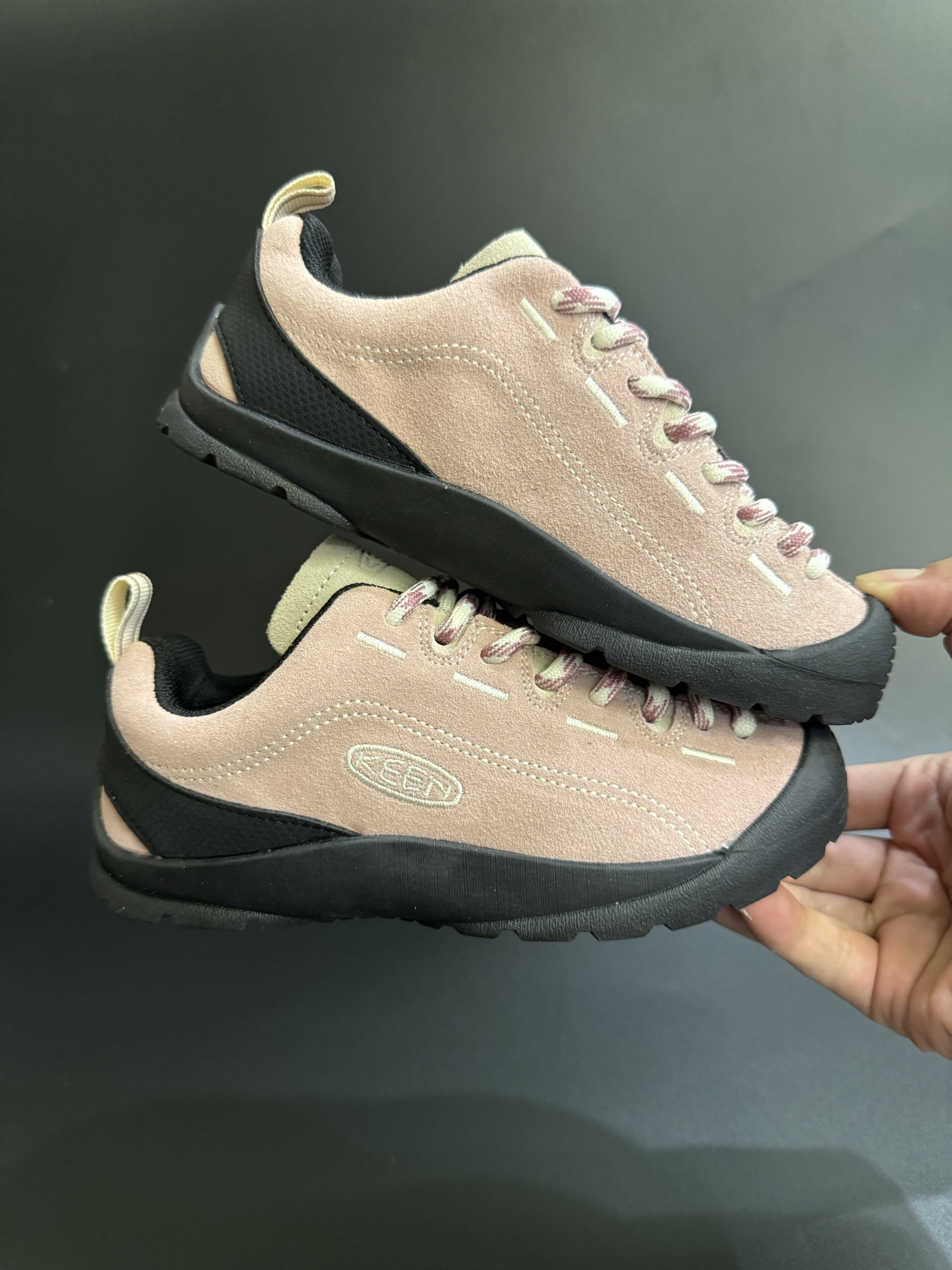 图片[9]-KEEN潮牌一代户外登山童鞋徒步登山运动鞋童鞋 户外登山运动 萌宝必备童鞋🔥 优质麂皮面料，防水材质✌🏻 橡胶耐磨防滑大底，脚感超赞👍🏻 丑萌丑萌的超可爱😍 尺码：26-37-选品中心