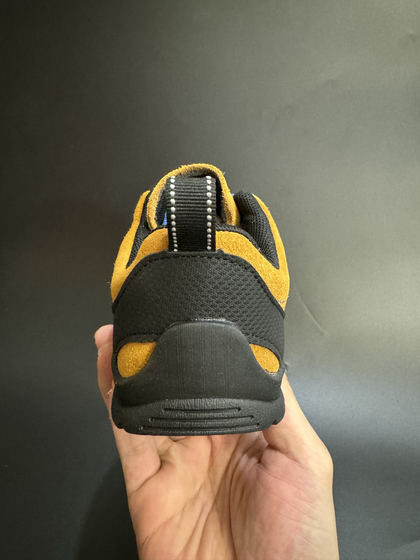 图片[8]-KEEN潮牌一代户外登山童鞋徒步登山运动鞋童鞋 户外登山运动 萌宝必备童鞋🔥 优质麂皮面料，防水材质✌🏻 橡胶耐磨防滑大底，脚感超赞👍🏻 丑萌丑萌的超可爱😍 尺码：26-37-选品中心