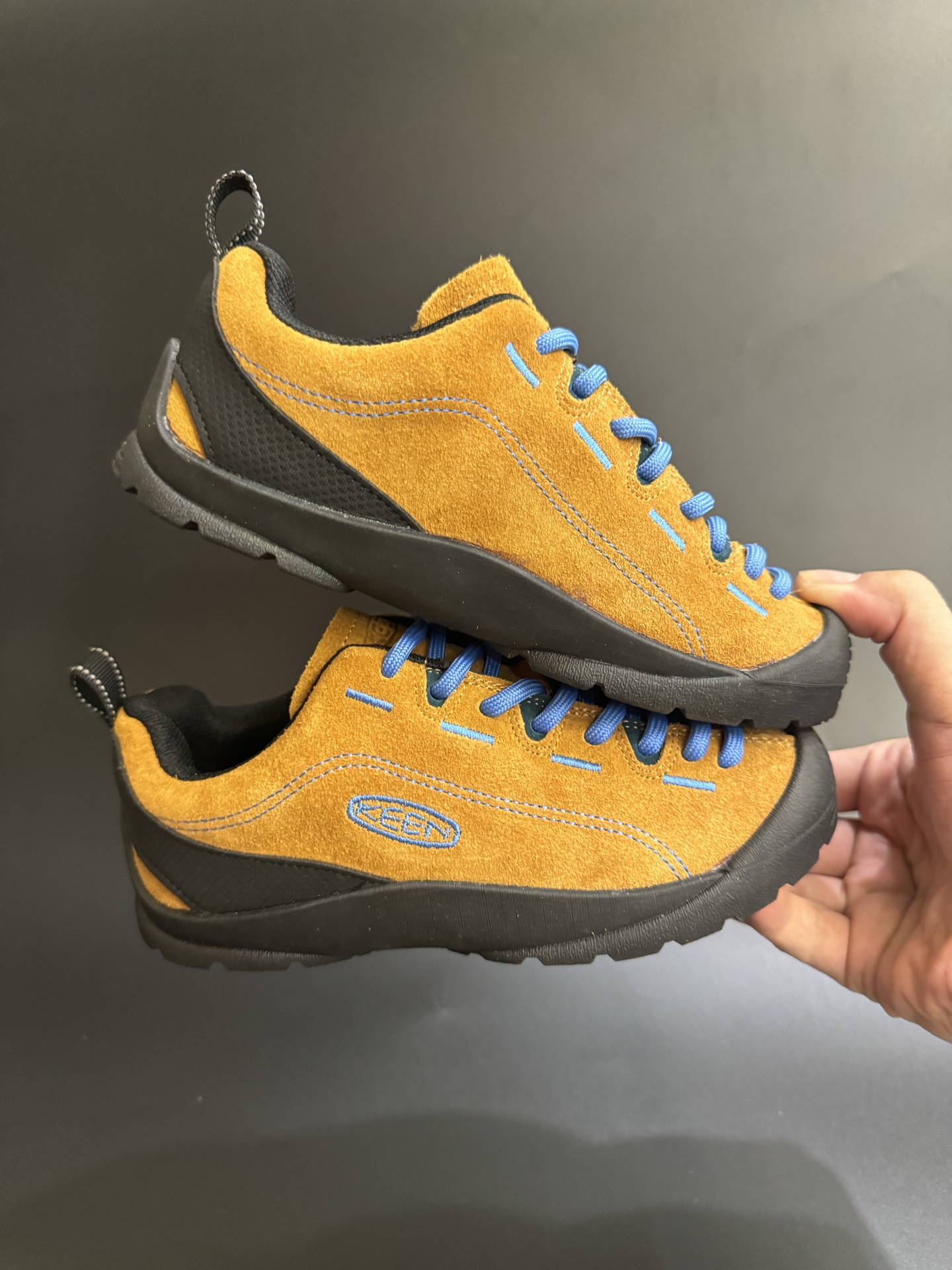 图片[9]-KEEN潮牌一代户外登山童鞋徒步登山运动鞋童鞋 户外登山运动 萌宝必备童鞋🔥 优质麂皮面料，防水材质✌🏻 橡胶耐磨防滑大底，脚感超赞👍🏻 丑萌丑萌的超可爱😍 尺码：26-37-选品中心