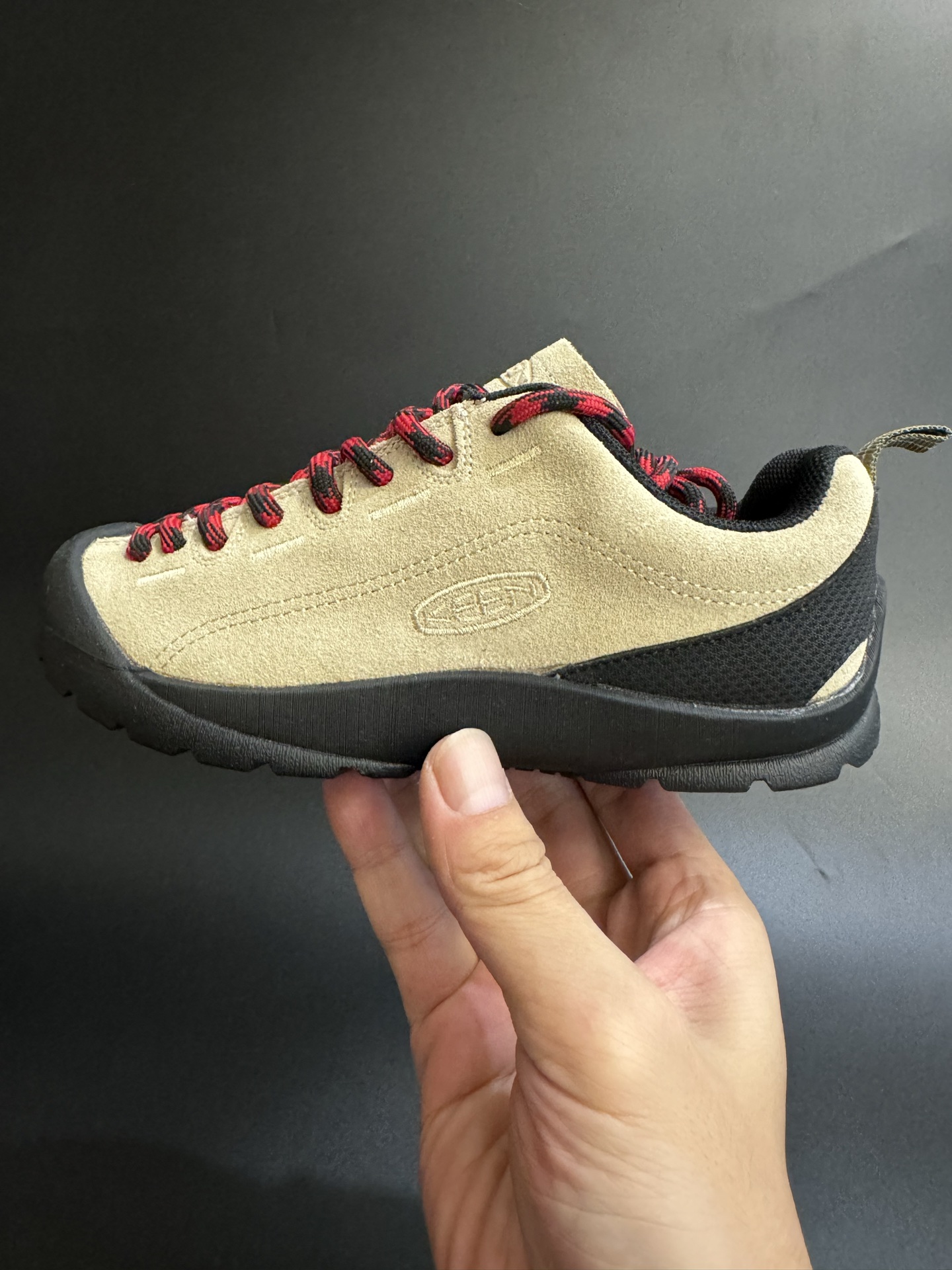 图片[5]-KEEN潮牌一代户外登山童鞋徒步登山运动鞋童鞋 户外登山运动 萌宝必备童鞋🔥 优质麂皮面料，防水材质✌🏻 橡胶耐磨防滑大底，脚感超赞👍🏻 丑萌丑萌的超可爱😍 尺码：26-37-选品中心