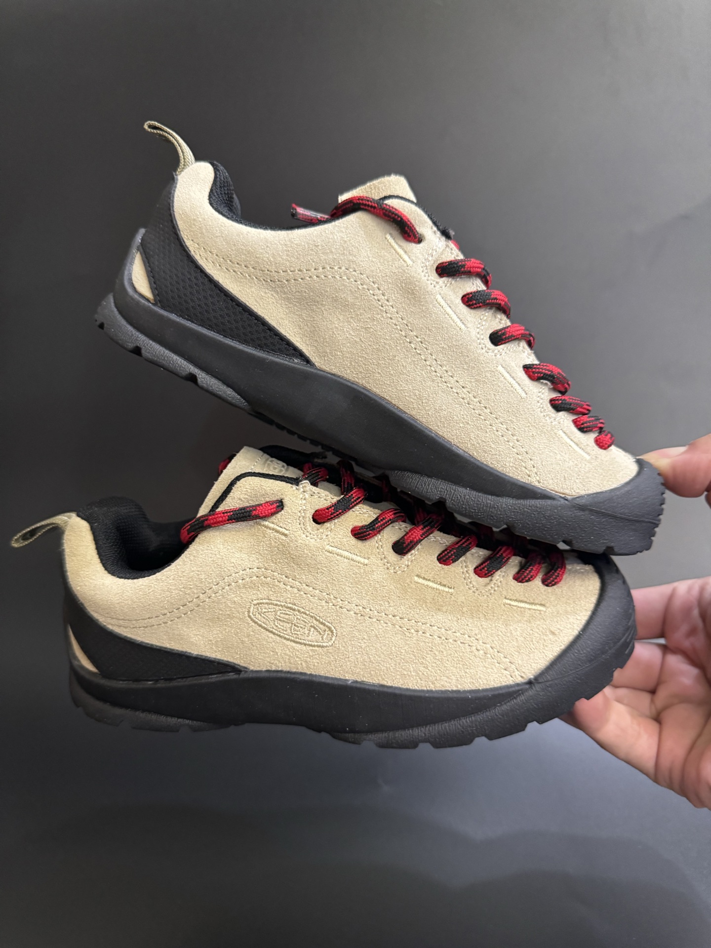 图片[9]-KEEN潮牌一代户外登山童鞋徒步登山运动鞋童鞋 户外登山运动 萌宝必备童鞋🔥 优质麂皮面料，防水材质✌🏻 橡胶耐磨防滑大底，脚感超赞👍🏻 丑萌丑萌的超可爱😍 尺码：26-37-选品中心