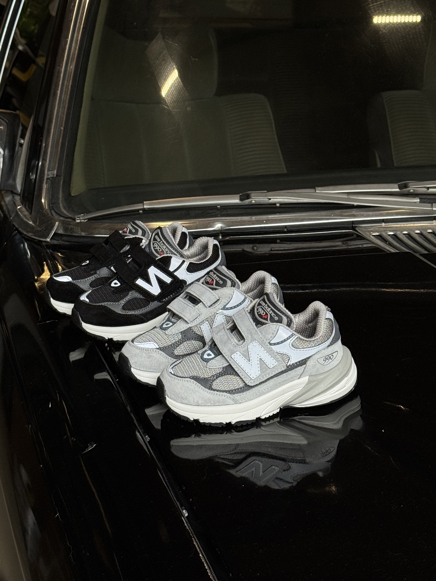 图片[8]-王炸爆款NB990 V6魔术贴童鞋. 新百L 990 高端美产系列经典复古休闲运动慢跑鞋，采用上乘猪麂皮结合网眼材质制作鞋身👏同时保留了双层填充鞋领、侧身「N」字 Logo、皮革后跟皮牌与 TPU 鞋跟设计，并搭载招牌 ENCAP 橡胶大底确保穿着舒适性👍尺码26-37 .-选品中心