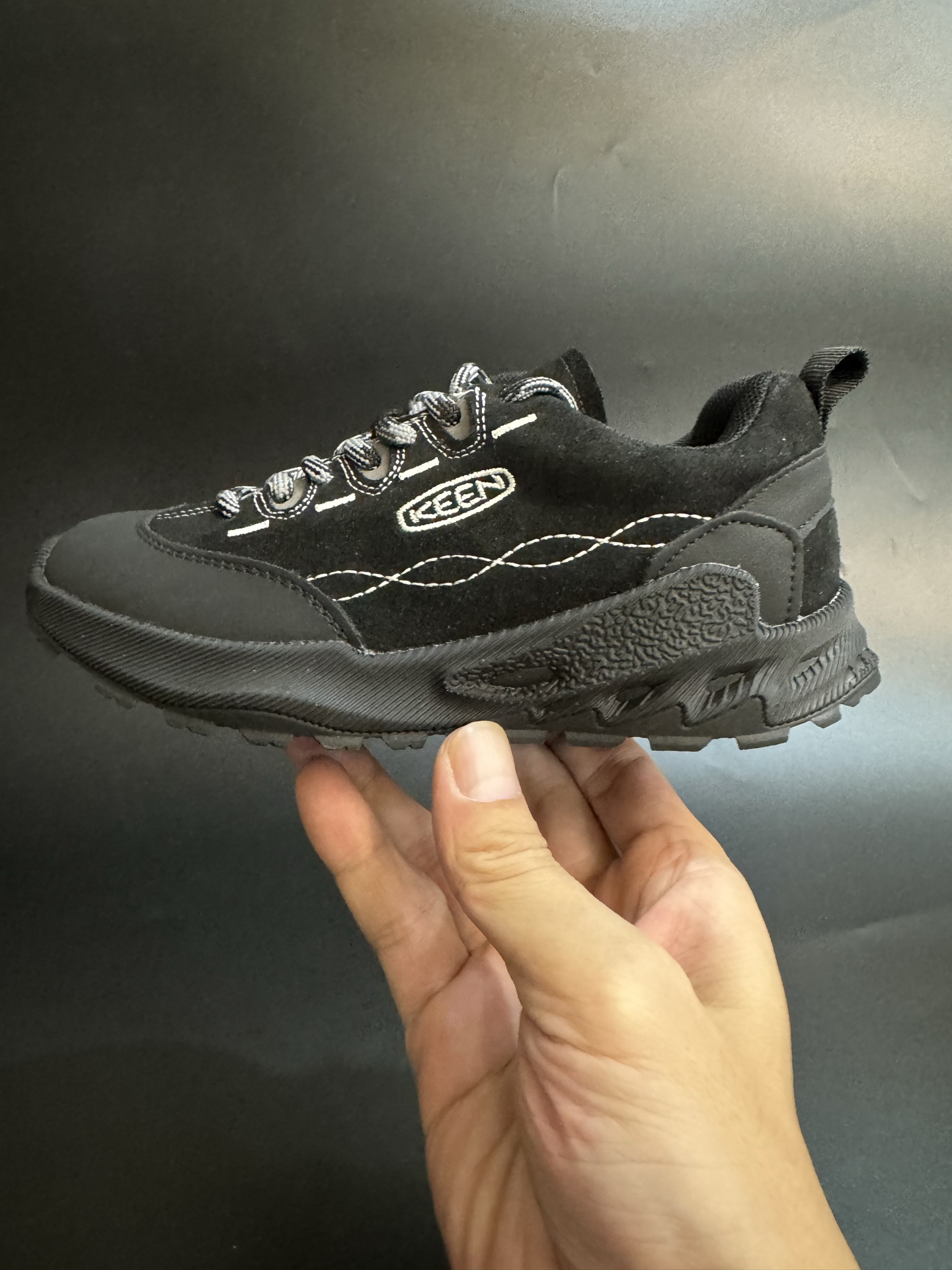 图片[3]-KEEN 联名款儿童鞋户外徒步登山运动鞋童鞋 户外登山运动 萌宝必备童鞋🔥 优质麂皮面料，防水材质✌🏻 橡胶耐磨防滑大底，脚感超赞👍🏻 丑萌丑萌的超可爱😍 尺码：26-37-选品中心