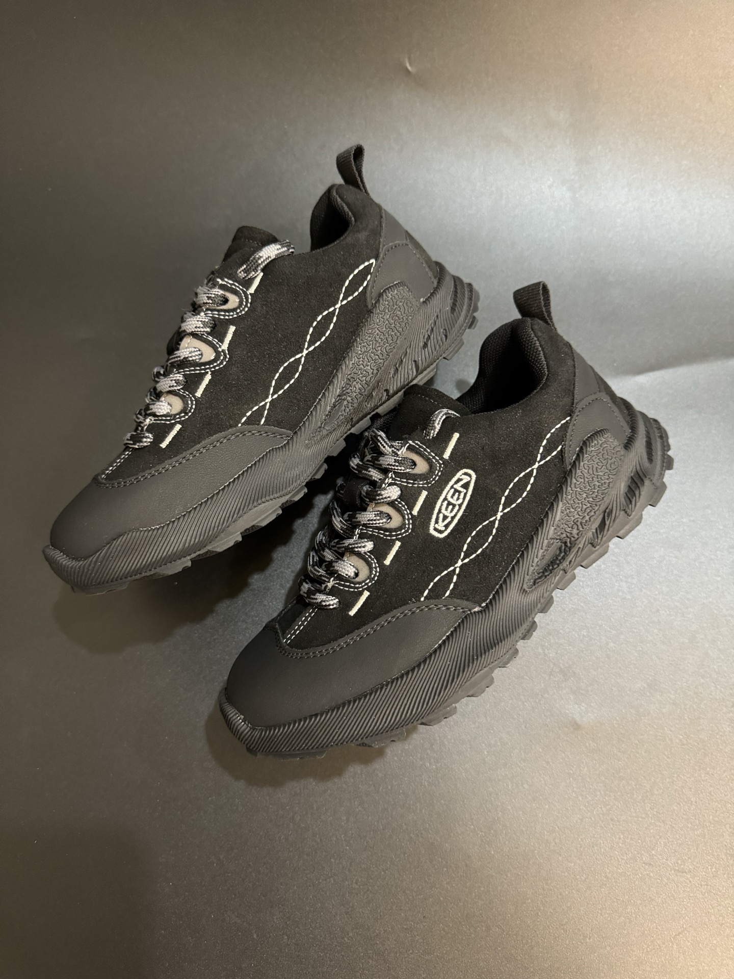 图片[8]-KEEN 联名款儿童鞋户外徒步登山运动鞋童鞋 户外登山运动 萌宝必备童鞋🔥 优质麂皮面料，防水材质✌🏻 橡胶耐磨防滑大底，脚感超赞👍🏻 丑萌丑萌的超可爱😍 尺码：26-37-选品中心