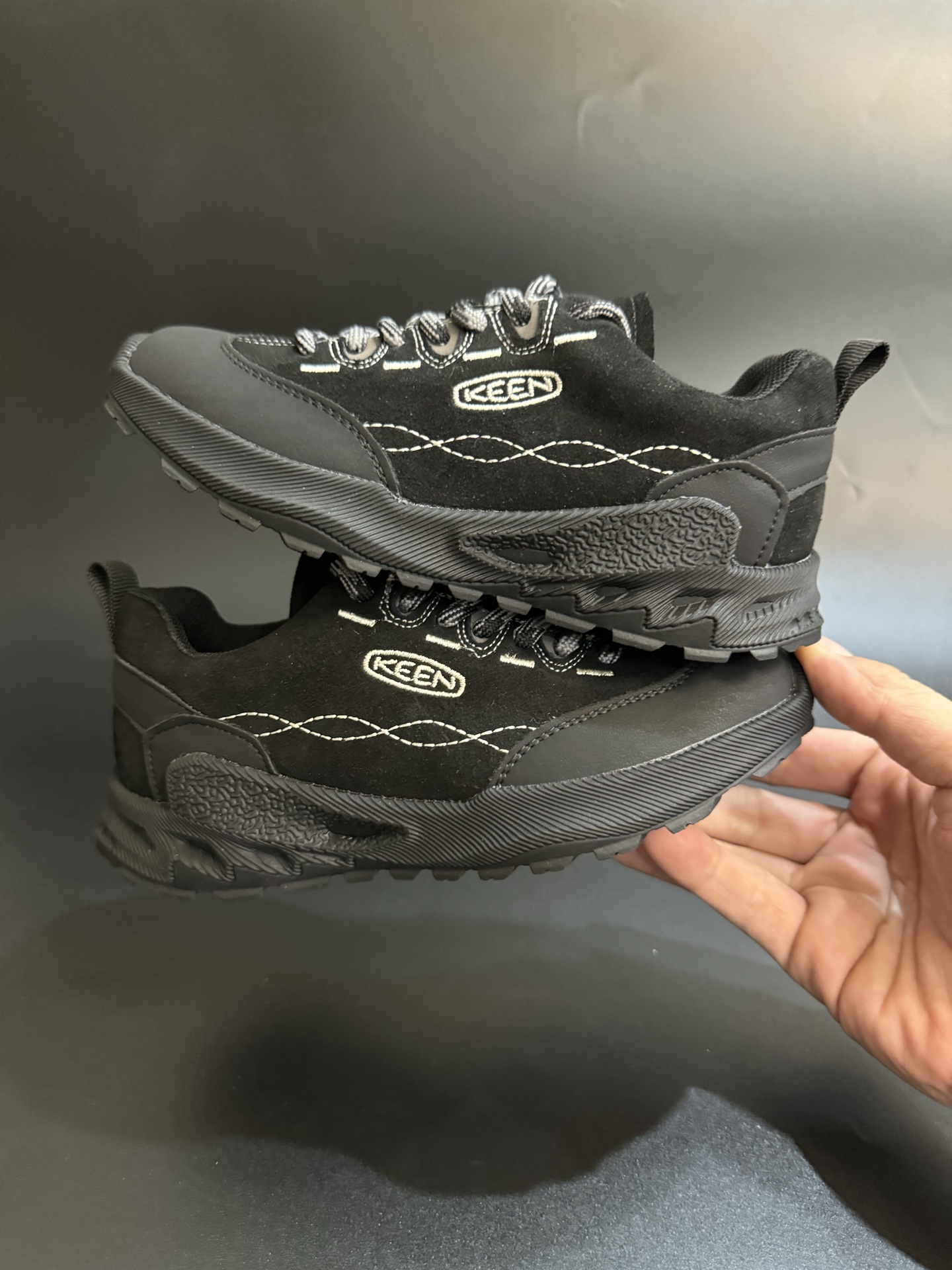 图片[9]-KEEN 联名款儿童鞋户外徒步登山运动鞋童鞋 户外登山运动 萌宝必备童鞋🔥 优质麂皮面料，防水材质✌🏻 橡胶耐磨防滑大底，脚感超赞👍🏻 丑萌丑萌的超可爱😍 尺码：26-37-选品中心