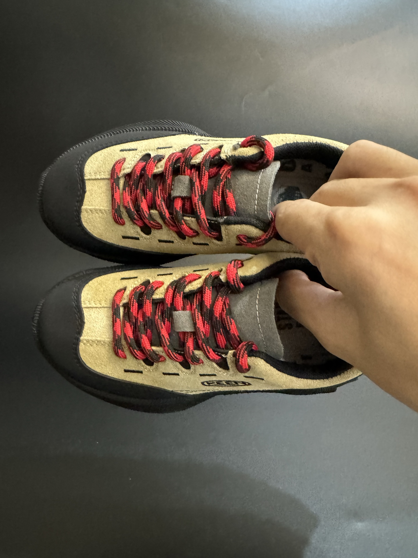 图片[2]-KEEN 联名款儿童鞋户外徒步登山运动鞋童鞋 户外登山运动 萌宝必备童鞋🔥 优质麂皮面料，防水材质✌🏻 橡胶耐磨防滑大底，脚感超赞👍🏻 丑萌丑萌的超可爱😍 尺码：26-37-选品中心