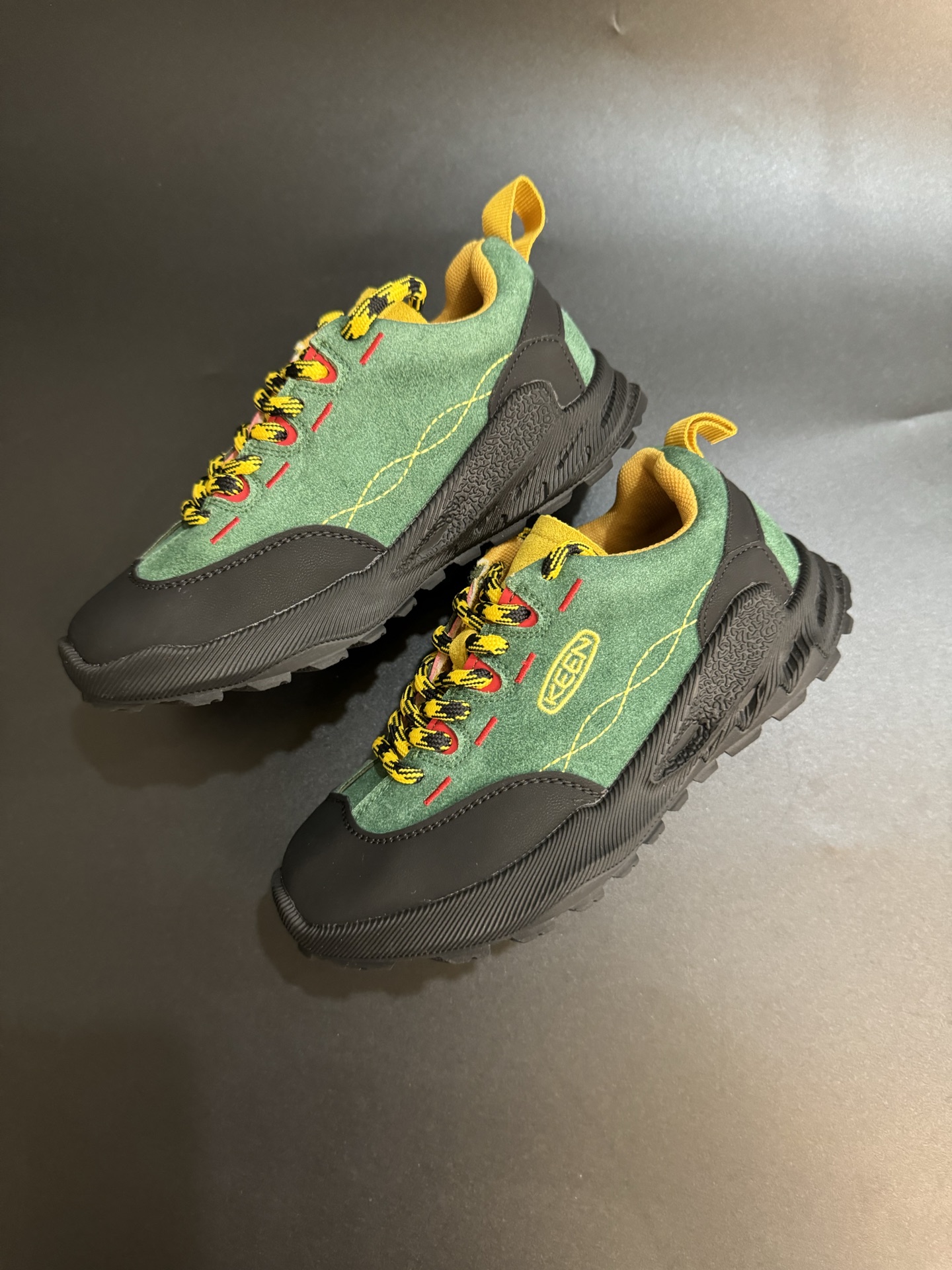 图片[8]-KEEN 联名款儿童鞋户外徒步登山运动鞋童鞋 户外登山运动 萌宝必备童鞋🔥 优质麂皮面料，防水材质✌🏻 橡胶耐磨防滑大底，脚感超赞👍🏻 丑萌丑萌的超可爱😍 尺码：26-37-选品中心