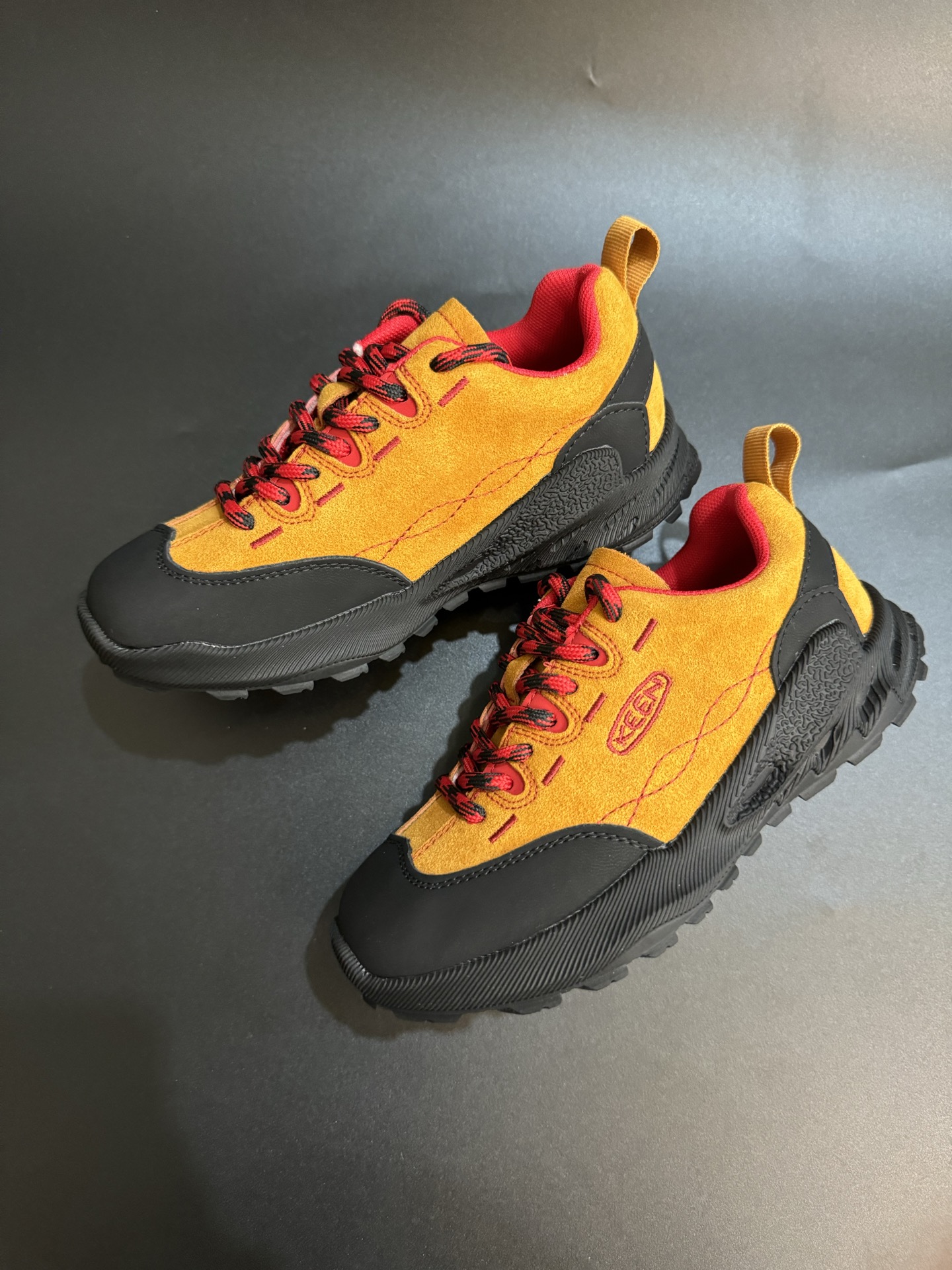 图片[8]-KEEN 联名款儿童鞋户外徒步登山运动鞋童鞋 户外登山运动 萌宝必备童鞋🔥 优质麂皮面料，防水材质✌🏻 橡胶耐磨防滑大底，脚感超赞👍🏻 丑萌丑萌的超可爱😍 尺码：26-37-选品中心