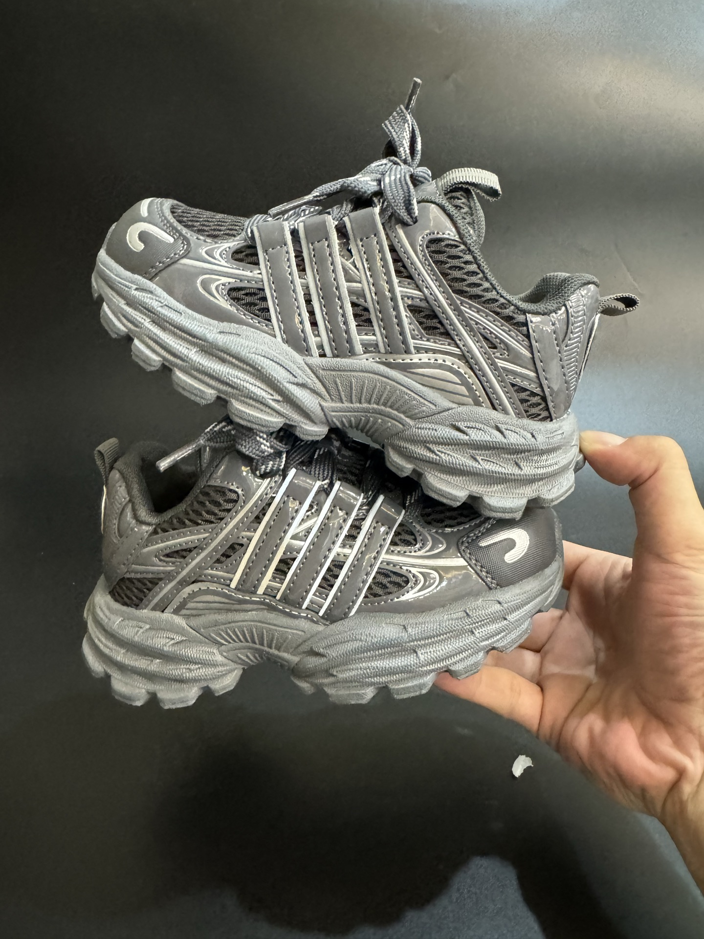 图片[9]-AD爆米花软底儿童老爹鞋时尚休闲运动童鞋26-37 百搭又不失时尚的三条纹透气性鞋面 舒适不闷脚☁️耐磨防滑轻便大底，脚感超赞👍🏻-选品中心