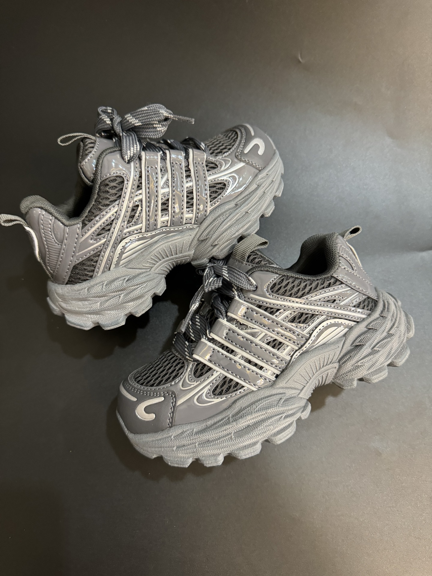 图片[8]-AD爆米花软底儿童老爹鞋时尚休闲运动童鞋26-37 百搭又不失时尚的三条纹透气性鞋面 舒适不闷脚☁️耐磨防滑轻便大底，脚感超赞👍🏻-选品中心