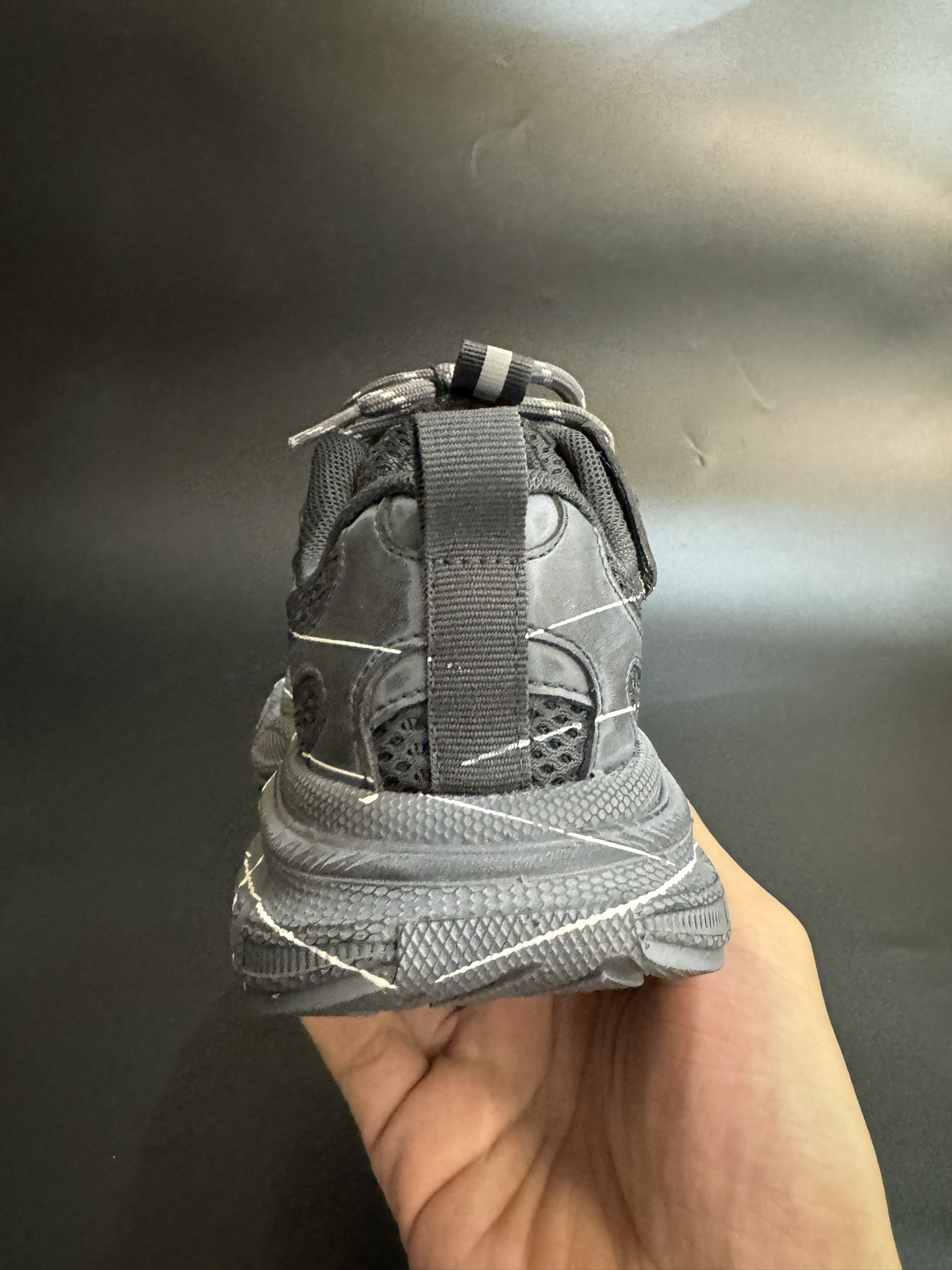 图片[7]-巴黎世家涂鸦版魔术贴老爹鞋儿童鞋厚底男女童鞋运动鞋26-37码. 魔术贴设计，穿脱也超方便✌🏻.. 涂鸦设计，透气舒适☁️.-选品中心