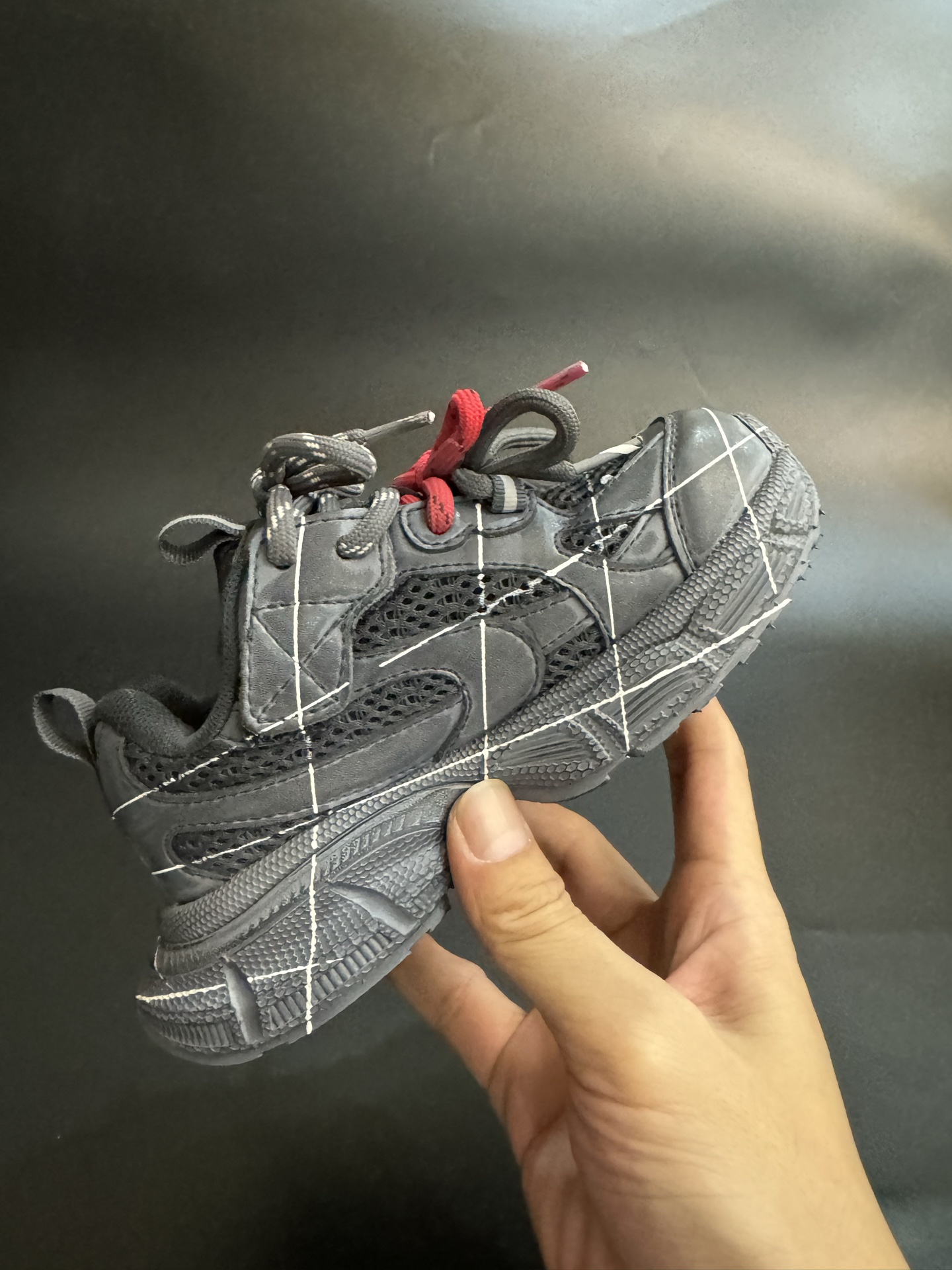 图片[5]-巴黎世家涂鸦版魔术贴老爹鞋儿童鞋厚底男女童鞋运动鞋26-37码. 魔术贴设计，穿脱也超方便✌🏻.. 涂鸦设计，透气舒适☁️.-选品中心